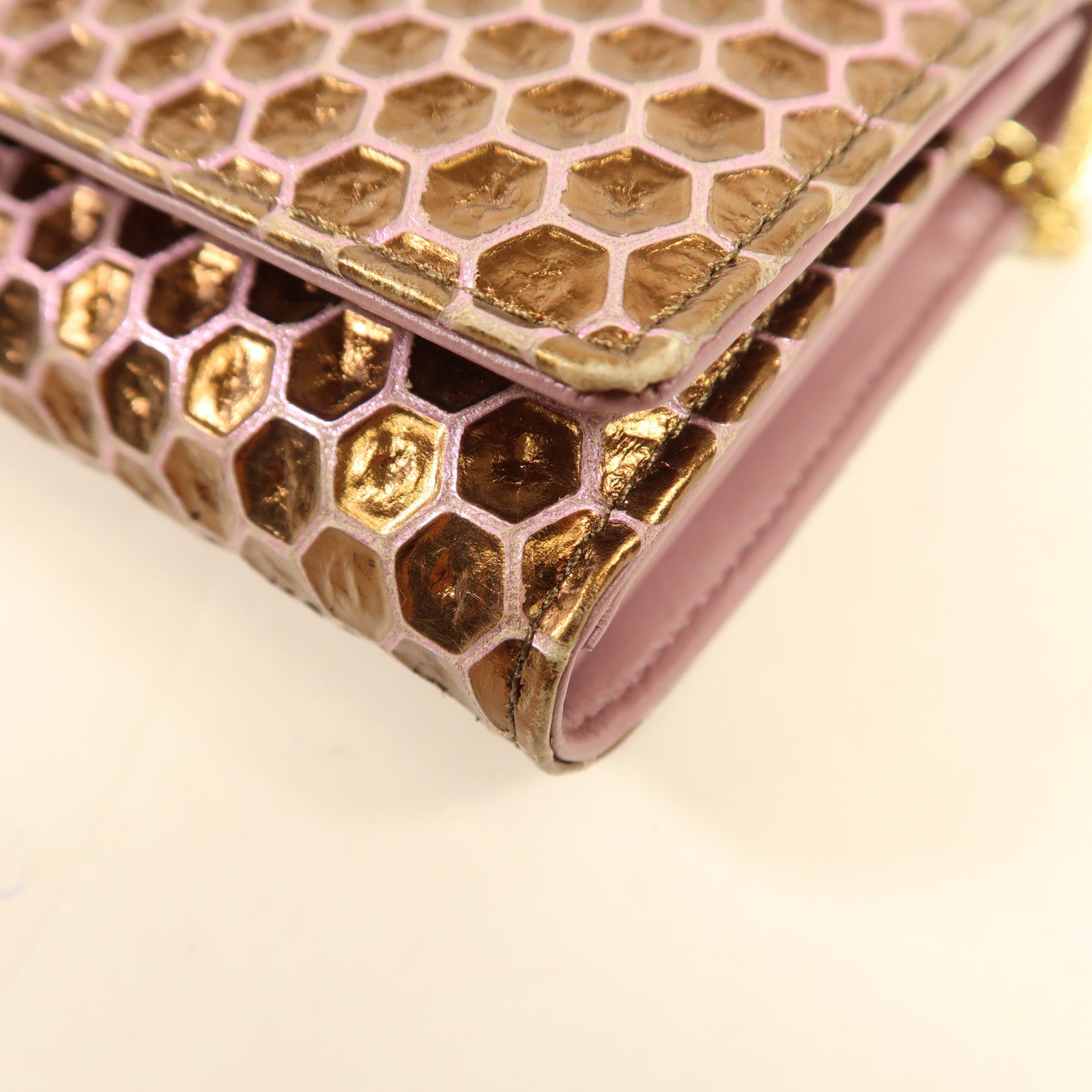 Vivienne Westwood 皮革Chain Shoulder金扣鏈帶肩背袋