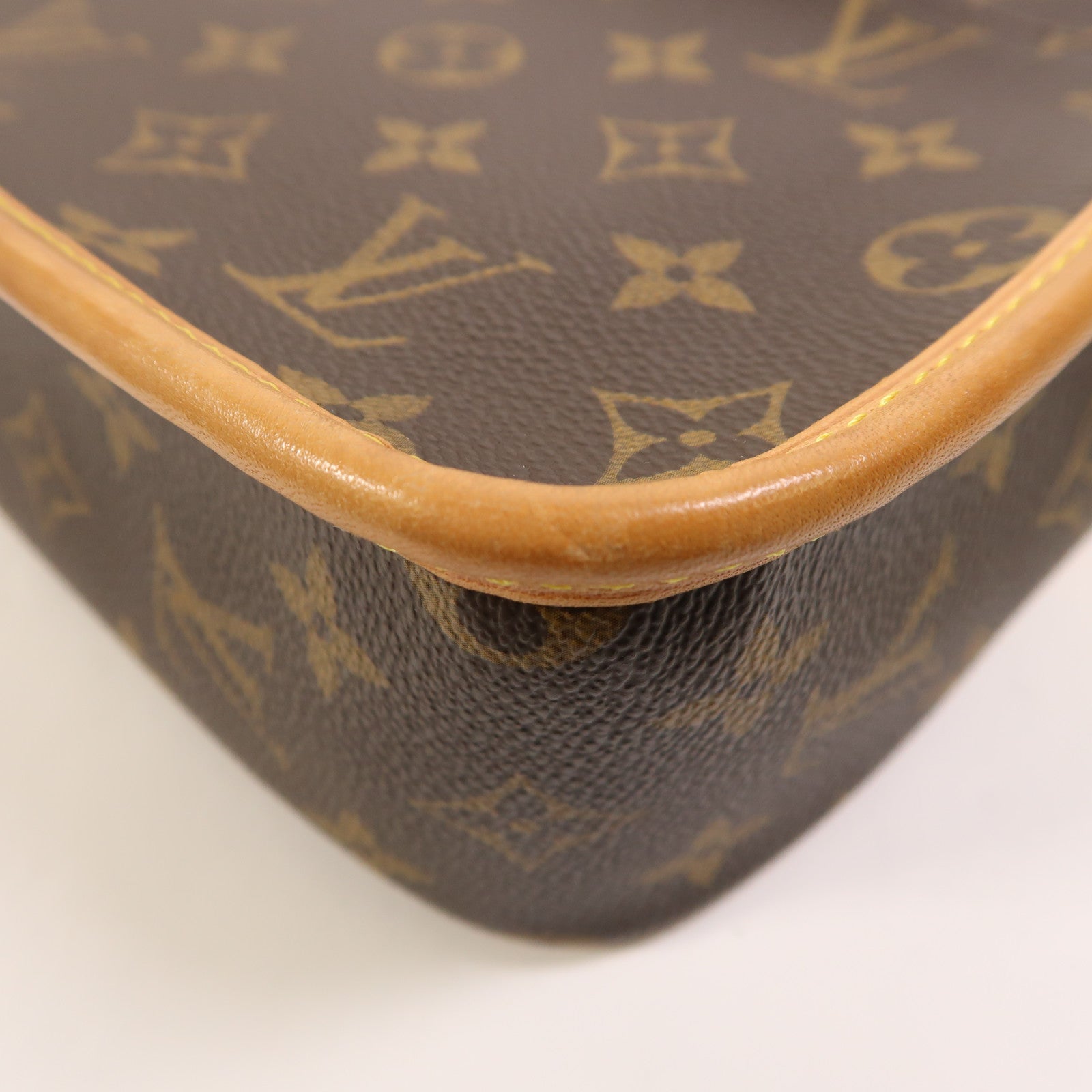 LOUIS VUITTON Monogram Sologne金扣肩背袋
