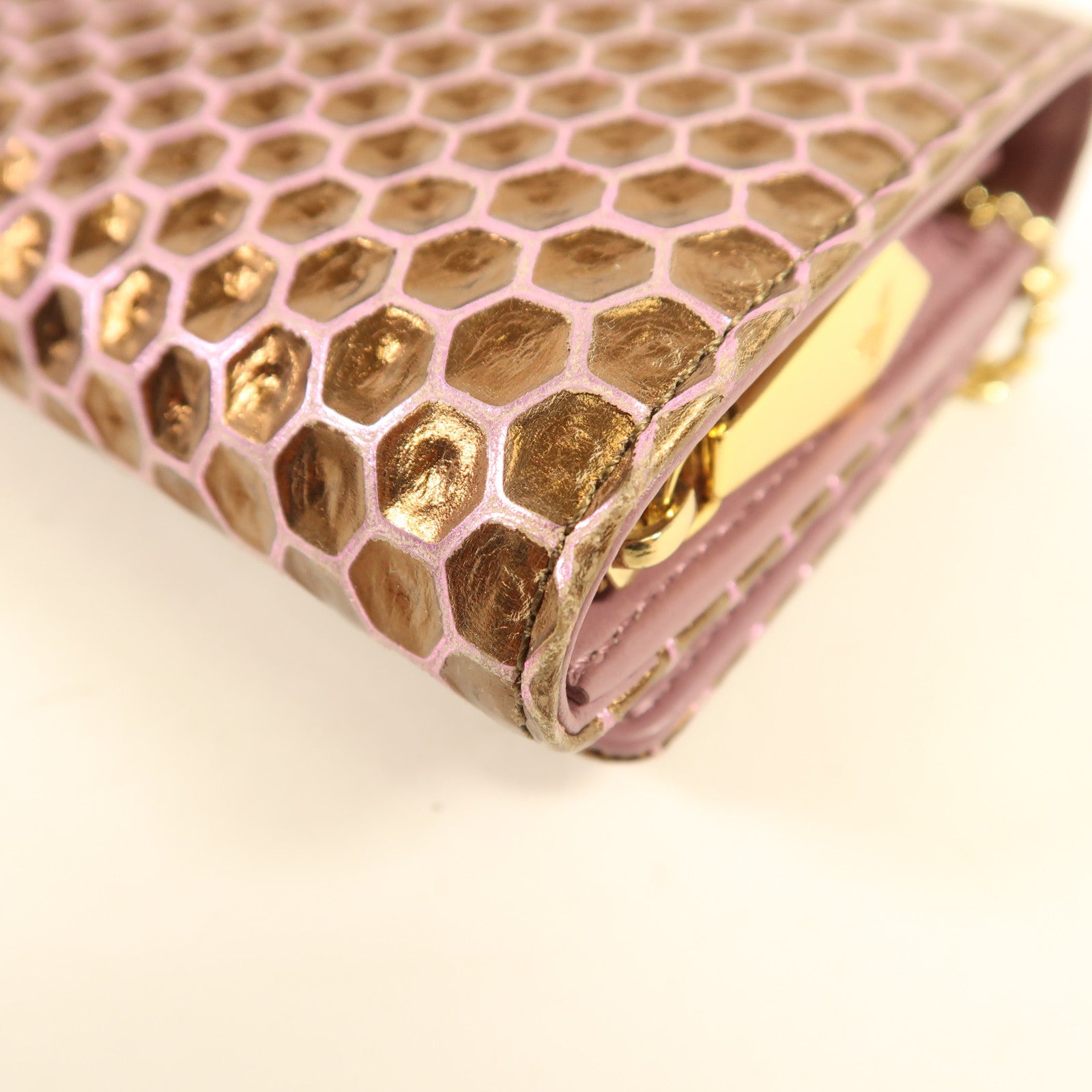 Vivienne Westwood 皮革Chain Shoulder金扣鏈帶肩背袋