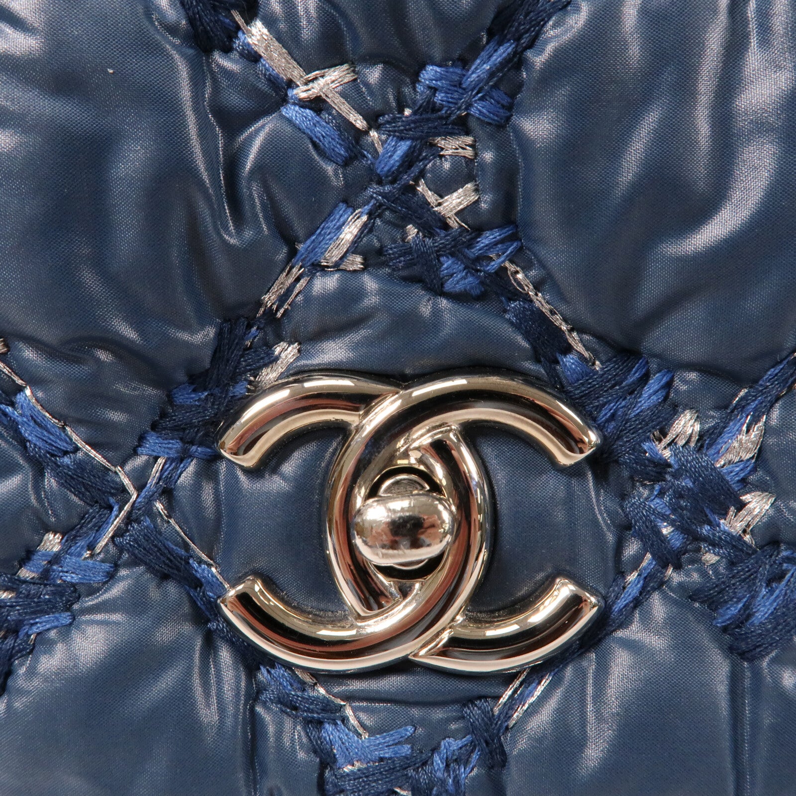 CHANEL 尼龍Chain Shoulder銀扣鏈帶肩背袋