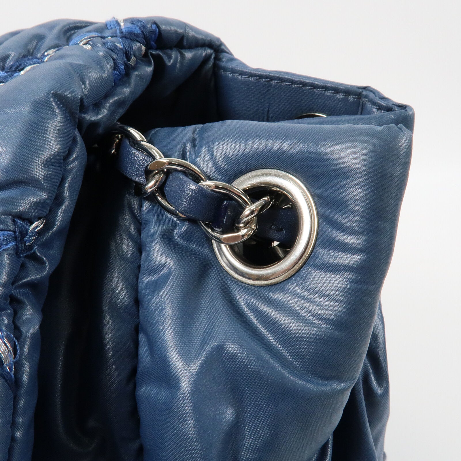 CHANEL 尼龍Chain Shoulder銀扣鏈帶肩背袋