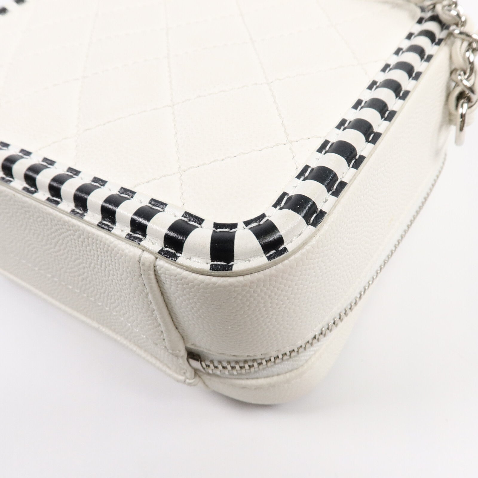 CHANEL 牛皮皮革CC Filigree Vanity Case手挽肩背兩用袋
