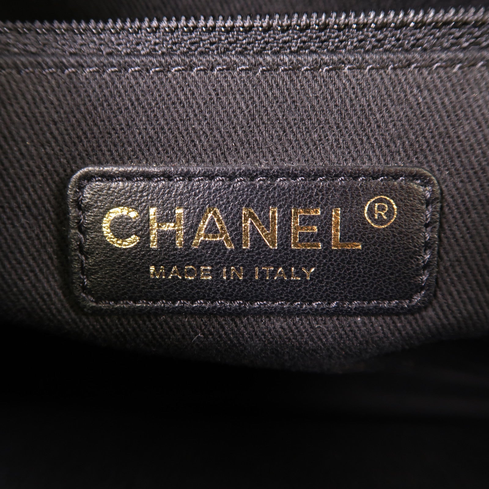 CHANEL 漆皮皮革Chain Shoulder Bag金扣鏈帶肩背袋