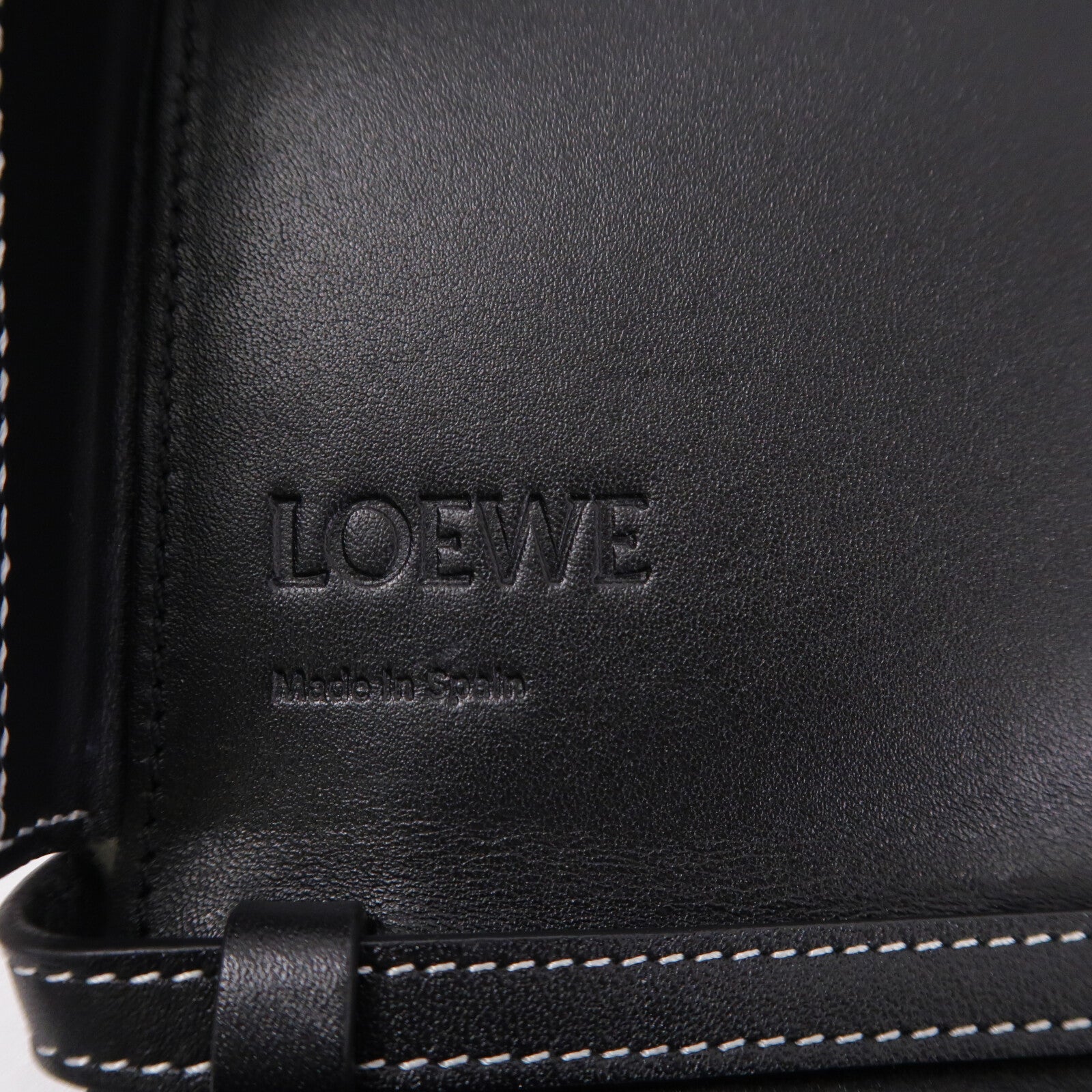 LOEWE 牛皮皮革Heel Bag肩背袋