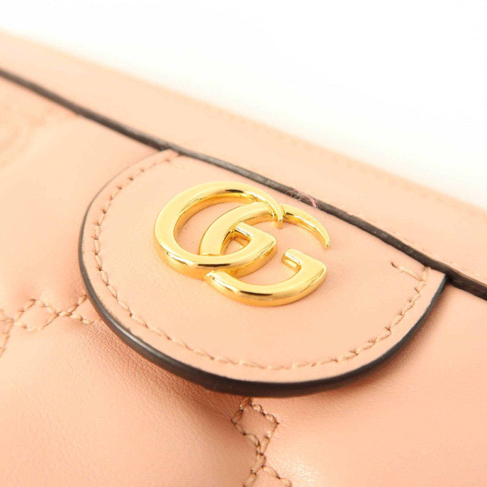GUCCI 牛皮皮革GG Matelasse Small金扣肩背袋