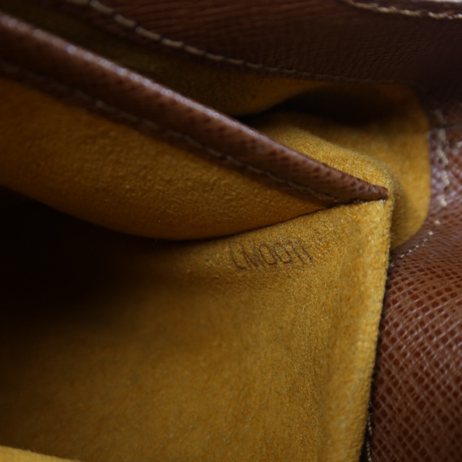 LOUIS VUITTON 【激減優惠】Monogram Musette Salsa金扣肩背袋