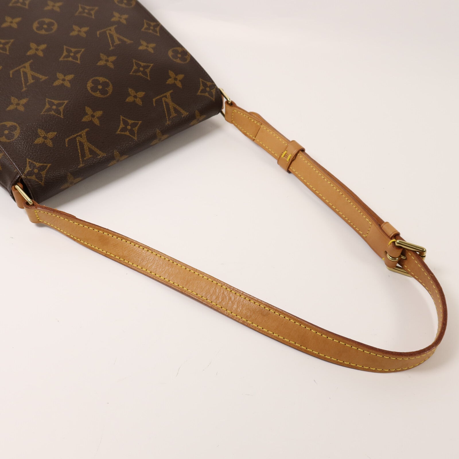 LOUIS VUITTON 【激減優惠】Monogram Musette Salsa金扣肩背袋