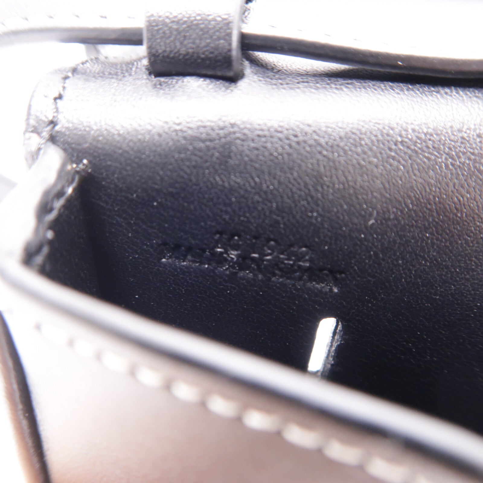 LOEWE 牛皮皮革Heel Bag肩背袋