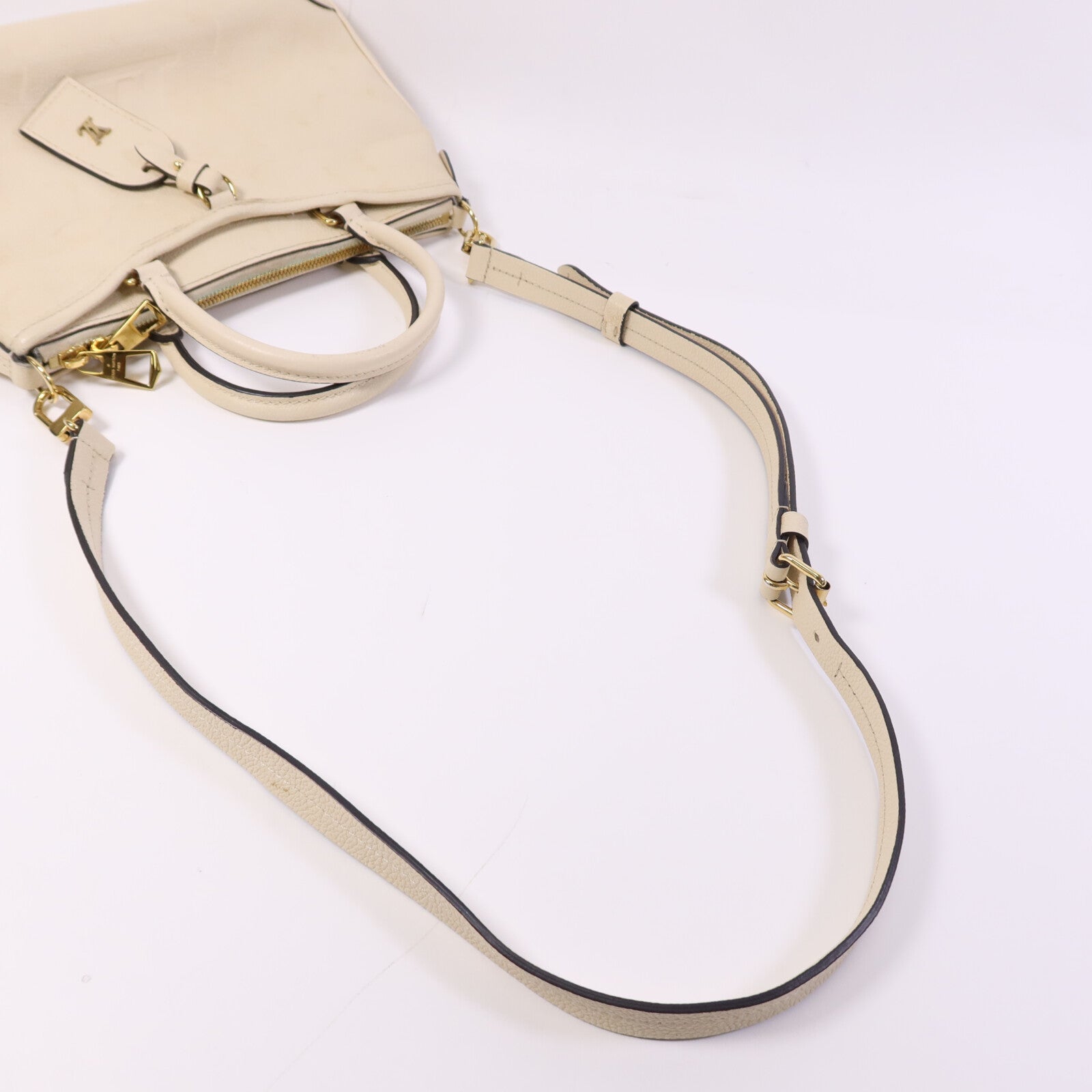 LOUIS VUITTON 【激減優惠】Monogram Empreinte Trianon PM金扣手挽肩背兩用袋
