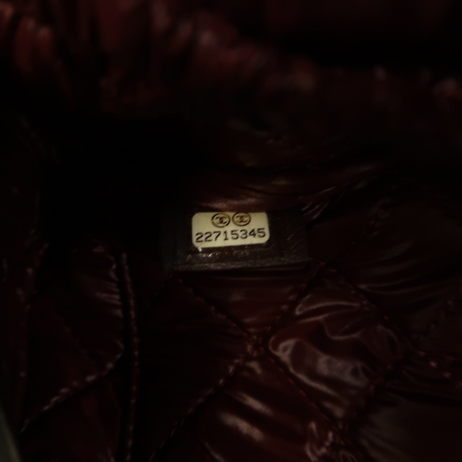 CHANEL 菱格牛皮皮革Clutch金扣手拿包黑色