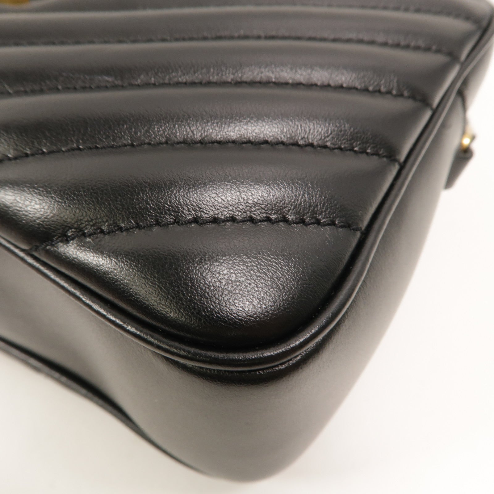 SAINT LAURENT 牛皮皮革Lou Camera Bag肩背袋