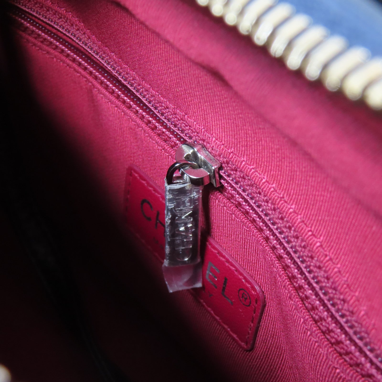 CHANEL 【激減優惠】菱格牛皮皮革Gabrielle Chain Shoulder Bag鏈帶肩背袋黑色/深藍色