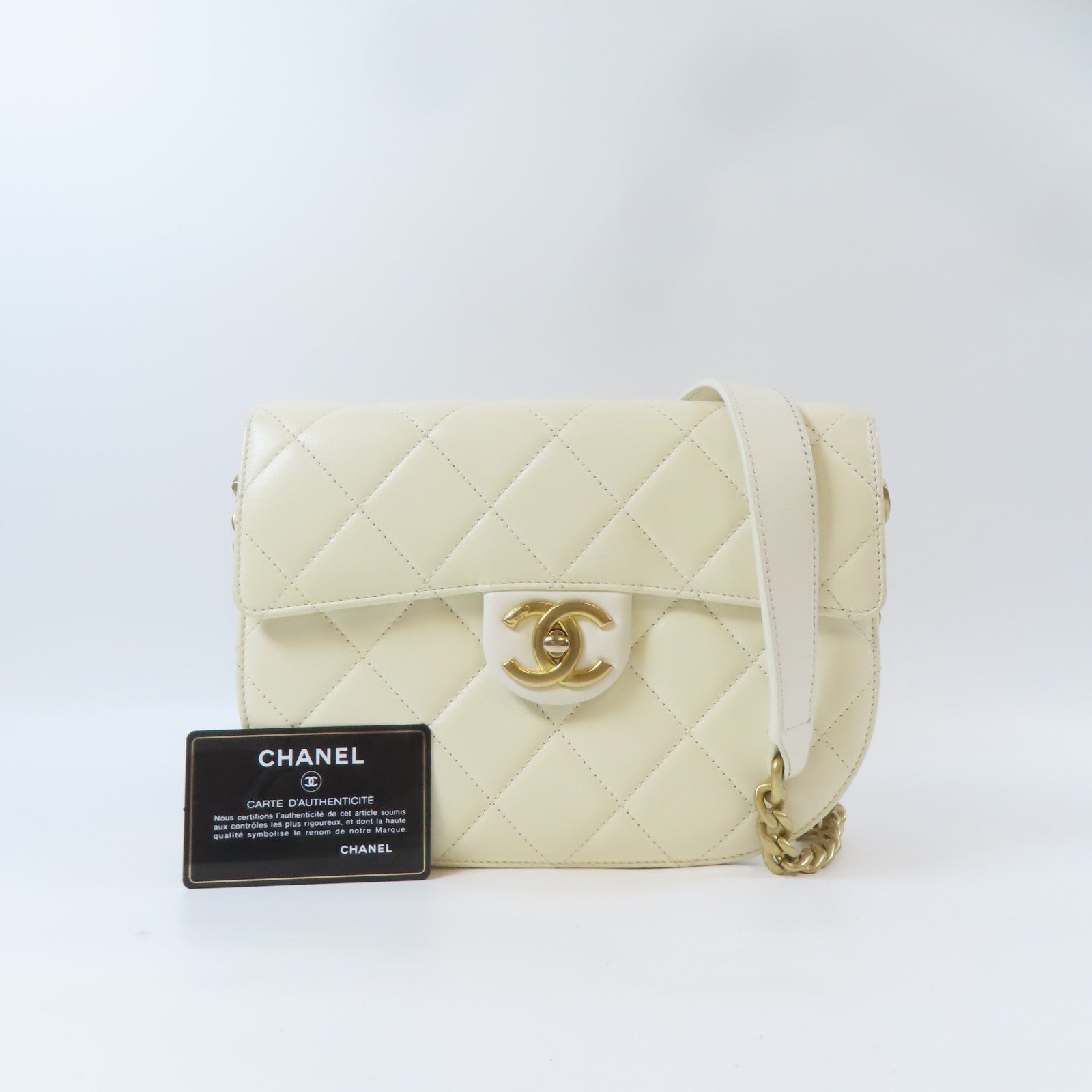 CHANEL 【激減優惠】菱格牛皮皮革Shoulder Bag金扣鏈帶肩背袋白色