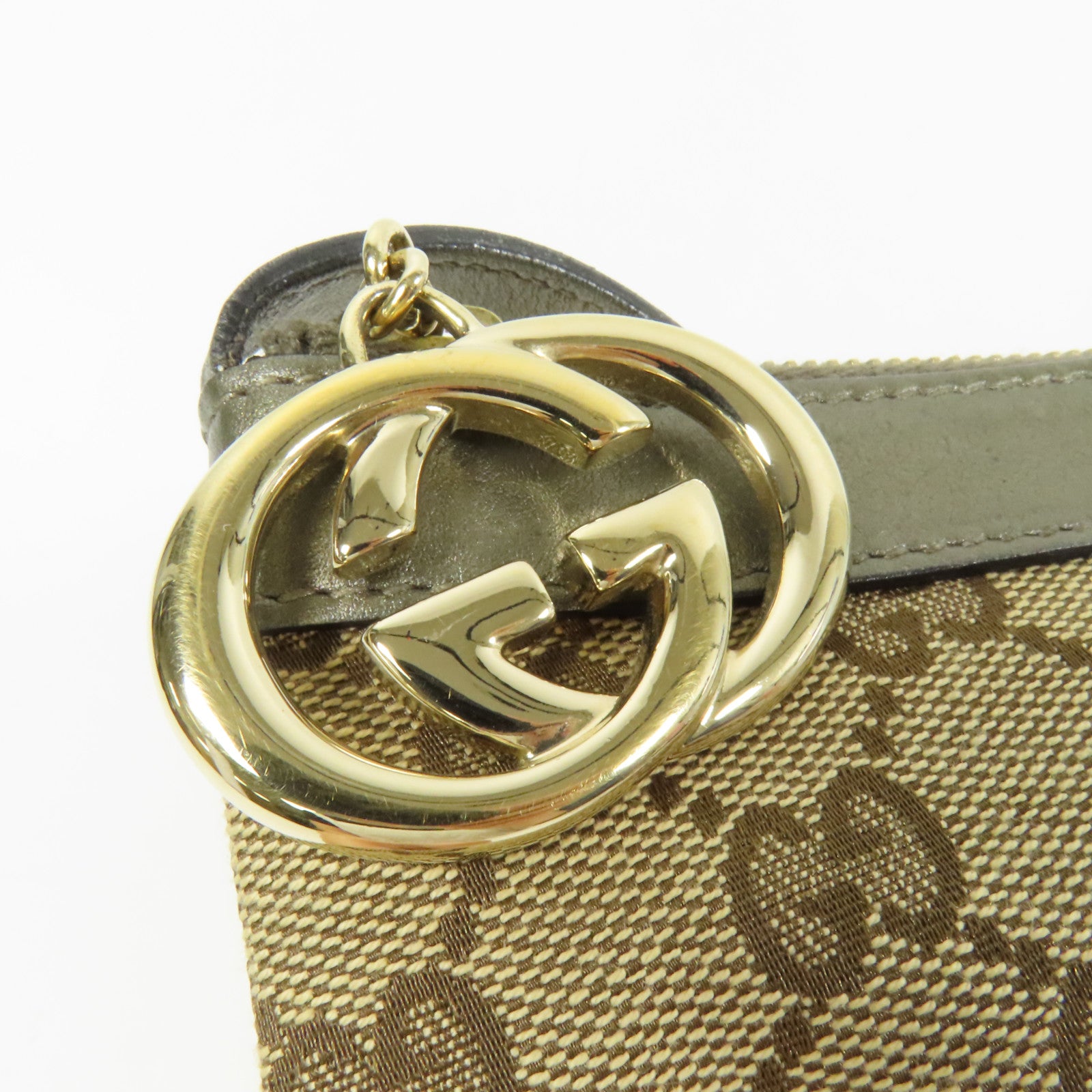 GUCCI GG Canvas Mini Pochette金扣肩背袋