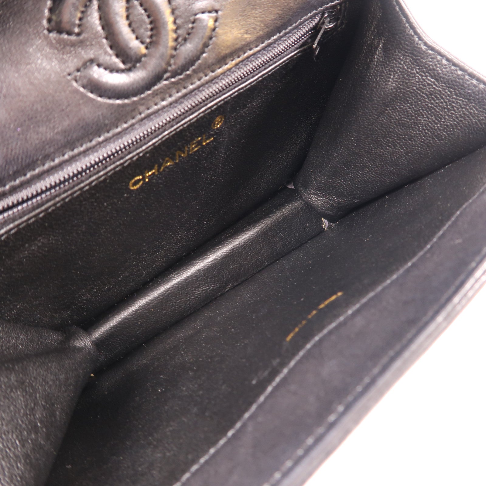 CHANEL 羊皮皮革Chain Shoulder金扣鏈帶肩背袋