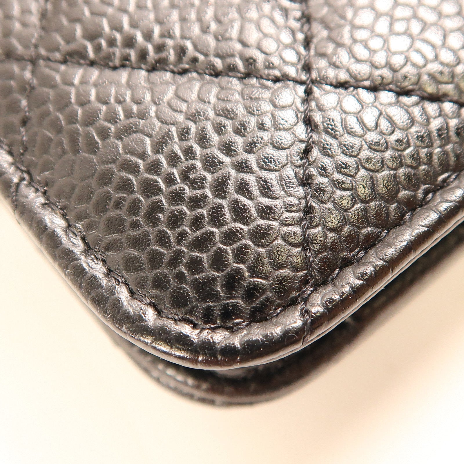 CHANEL 牛皮皮革WOC Wallet On Chain金扣鏈帶肩背袋