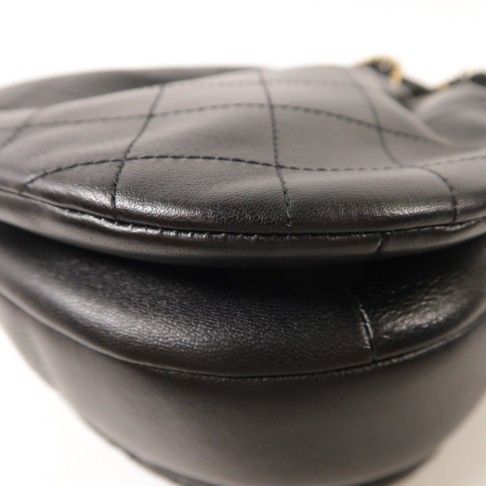 CHANEL 牛皮皮革Bucket Bag鏈帶手挽肩背兩用袋