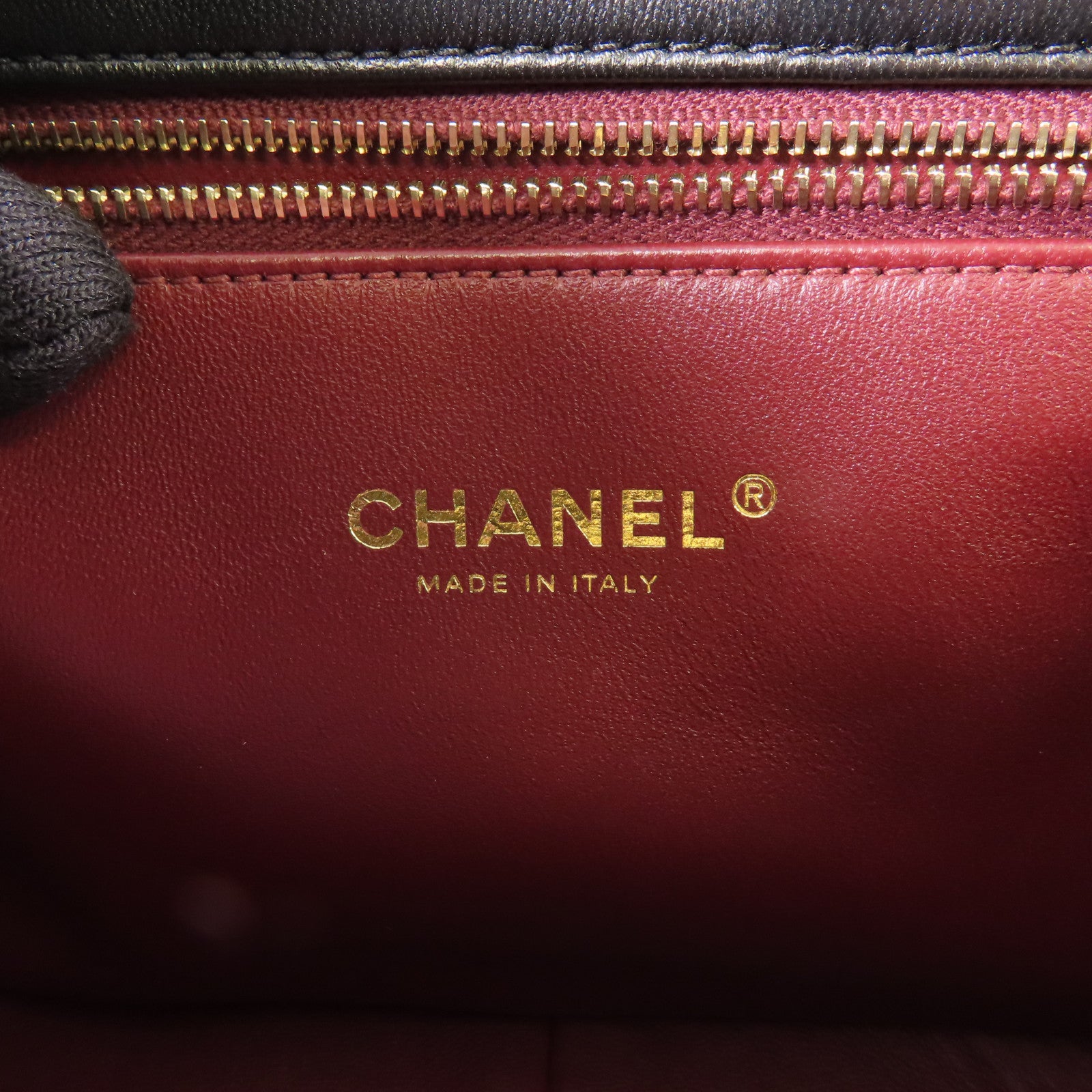 CHANEL 羊皮皮革Chain Shoulder金扣鏈帶肩背袋