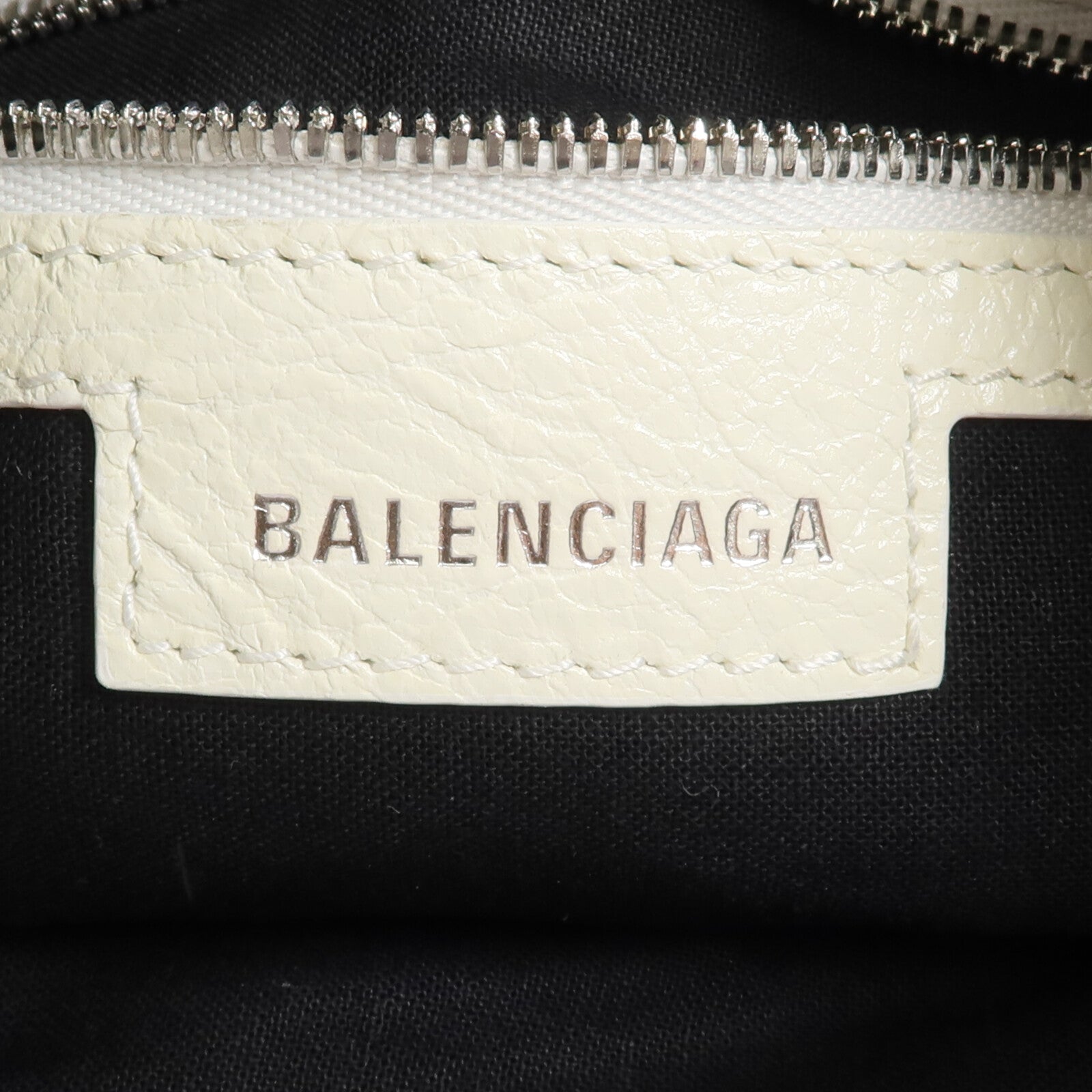 BALENCIAGA 牛皮皮革Le Cagole銀扣肩背袋