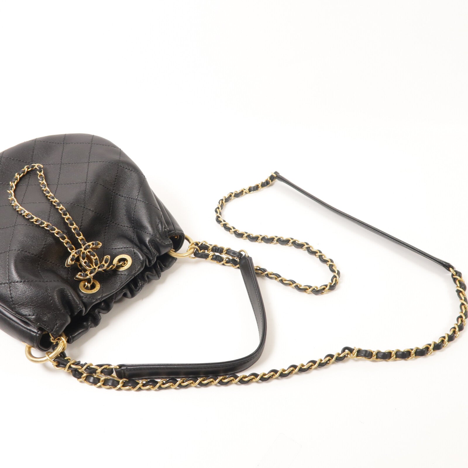 CHANEL 牛皮皮革Bucket Bag鏈帶手挽肩背兩用袋