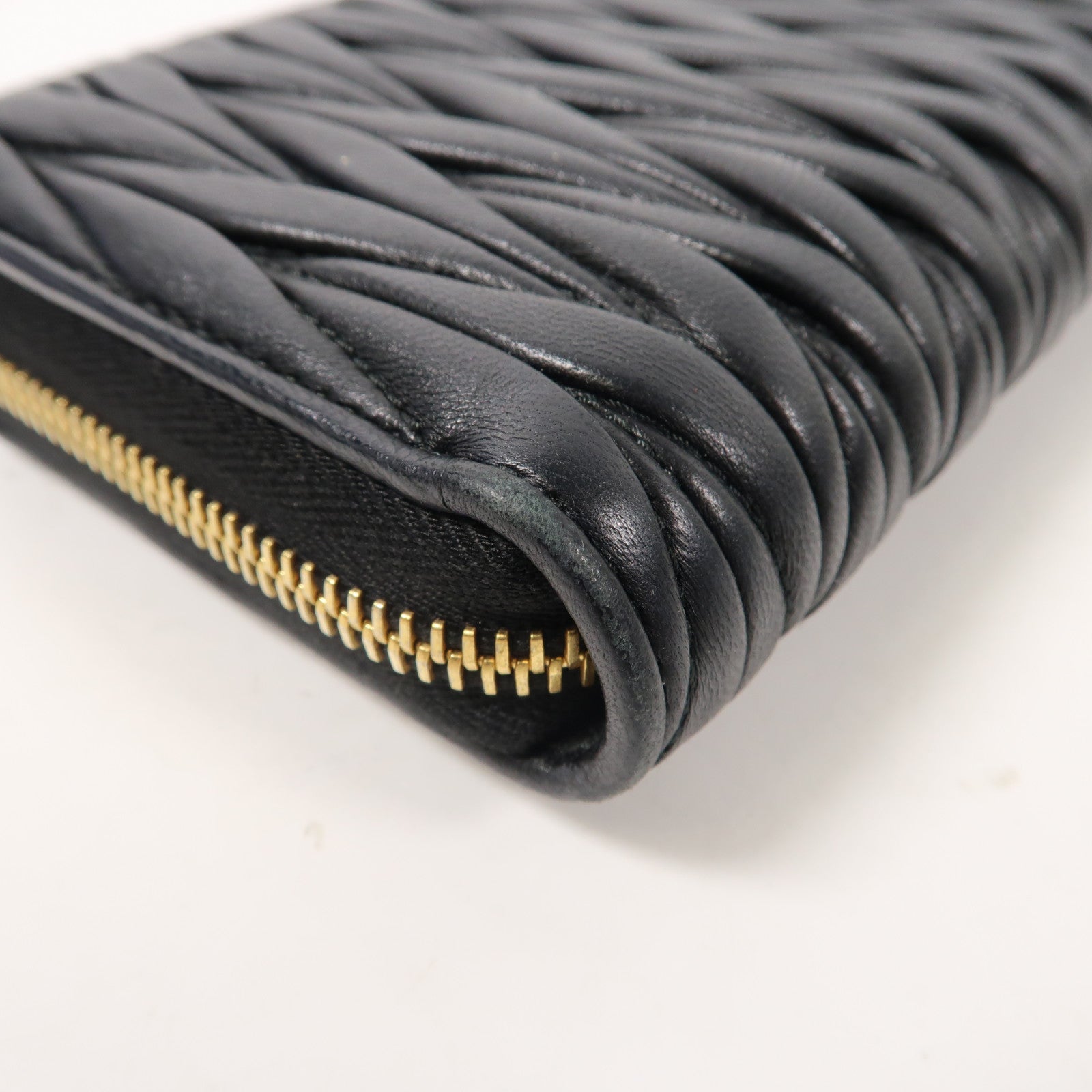 Miu Miu 羊皮皮革Zipper Long Wallet金扣拉鍊長錢包黑色
