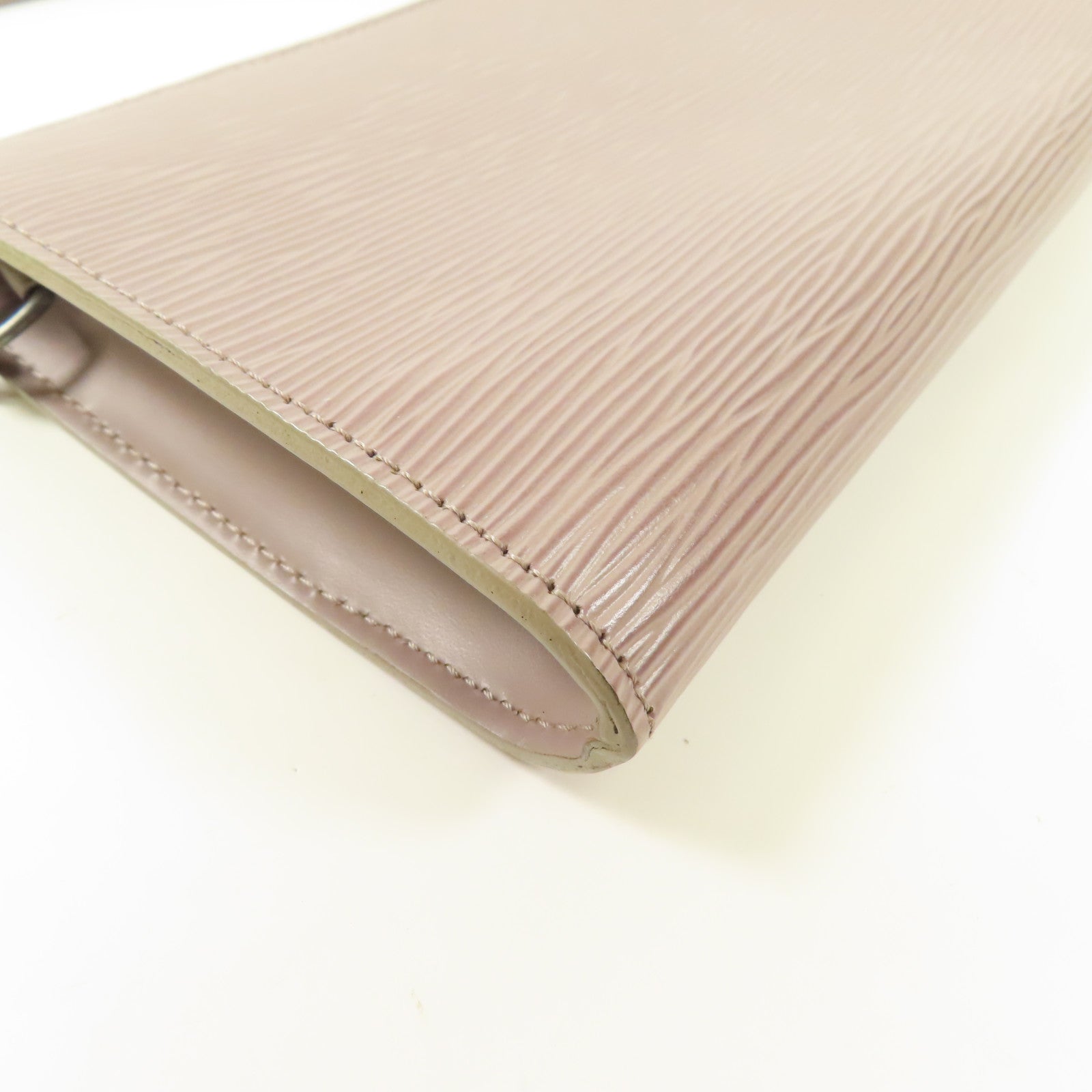 LOUIS VUITTON Epi Pochette銀扣手挽袋