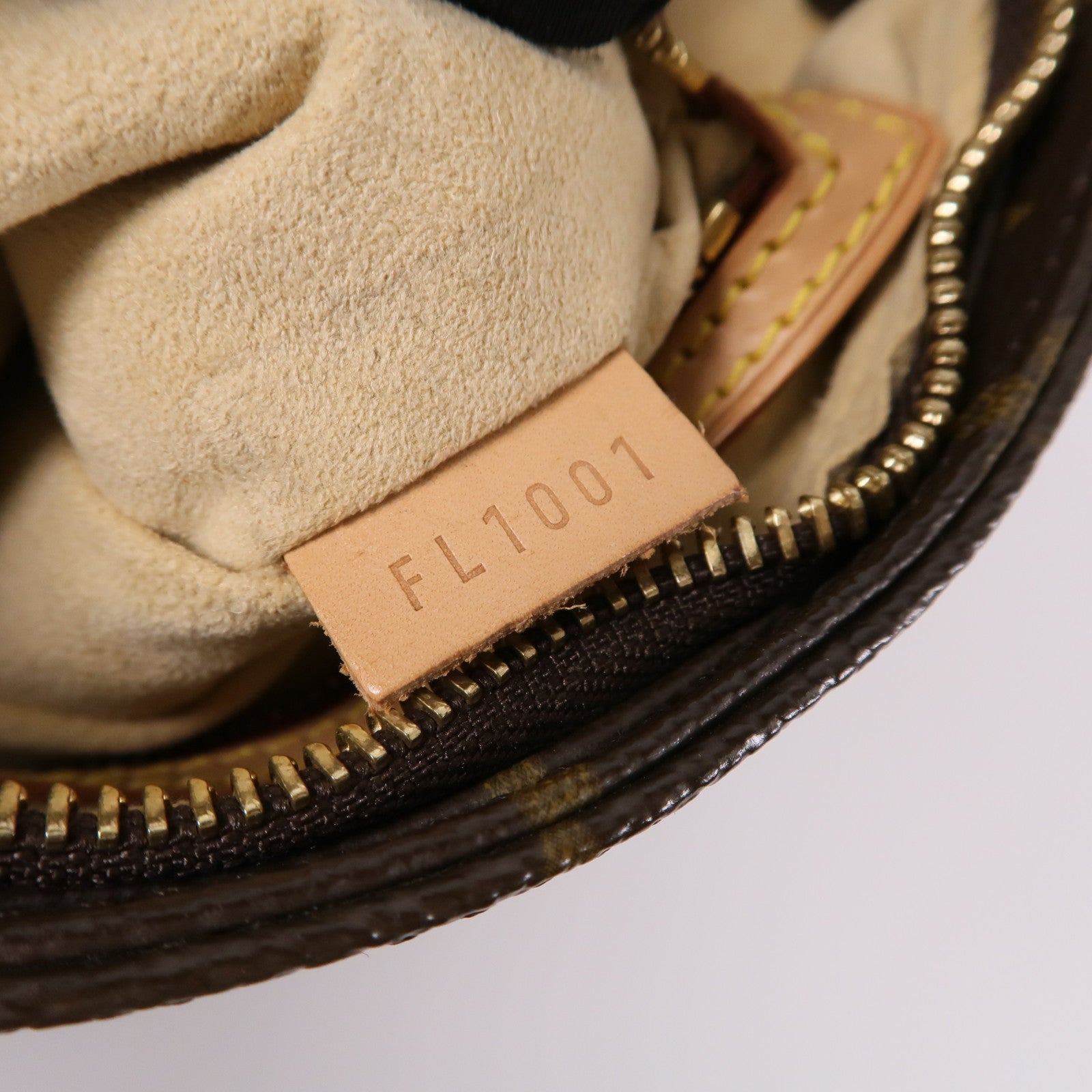 LOUIS VUITTON Monogram Looping MM肩背袋
