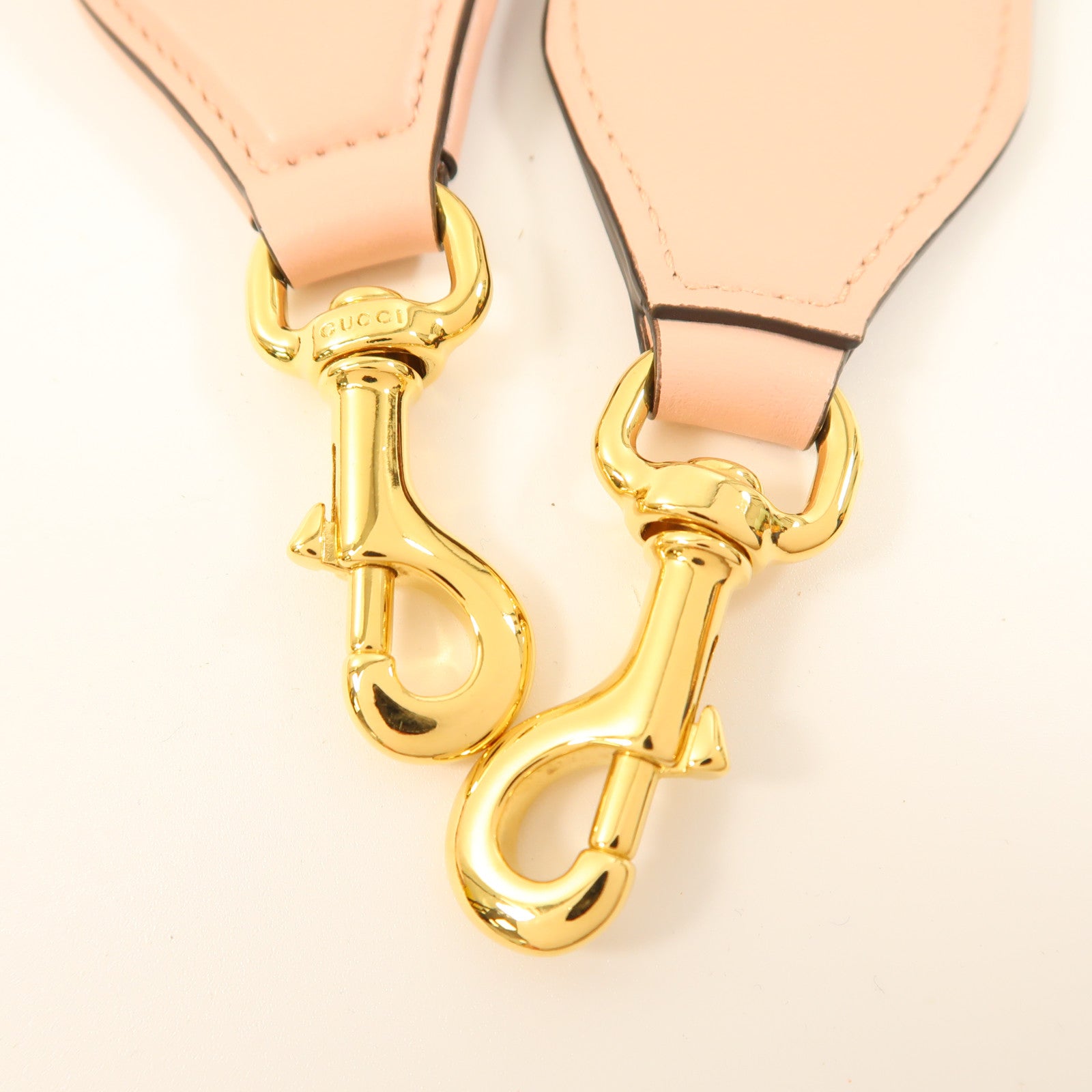 GUCCI 牛皮皮革GG Matelasse Small金扣肩背袋