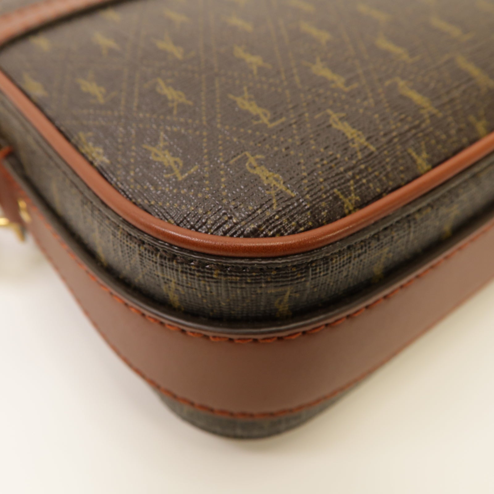 SAINT LAURENT 【清倉大減價】塗層帆布Shoulder Bag金扣肩背袋啡色