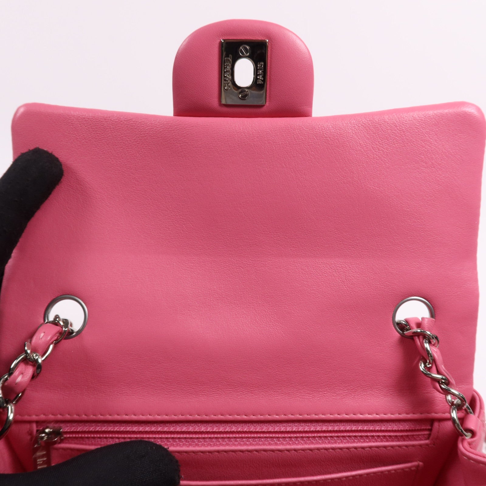 CHANEL 羊皮皮革Classic 20銀扣鏈帶肩背袋