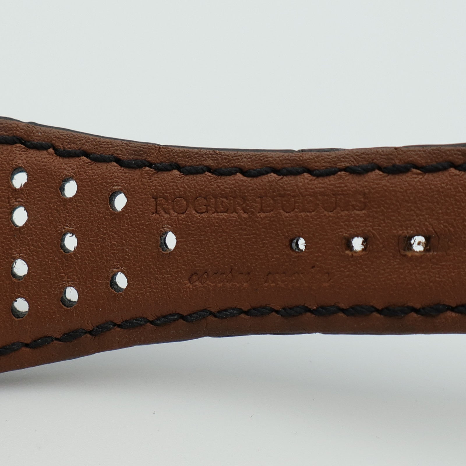 ROGER DUBUIS Golden Square