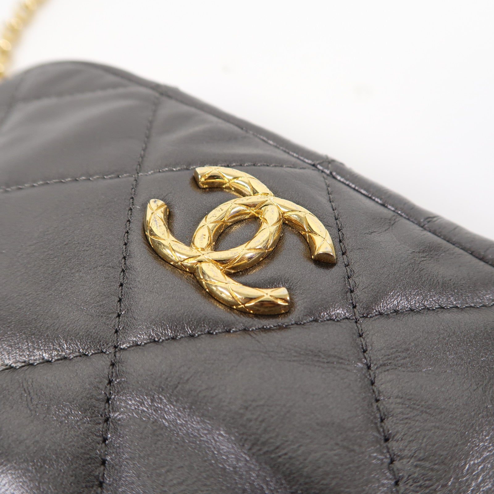 CHANEL 菱格皮革Chain Shoulder金扣鏈帶肩背袋灰色