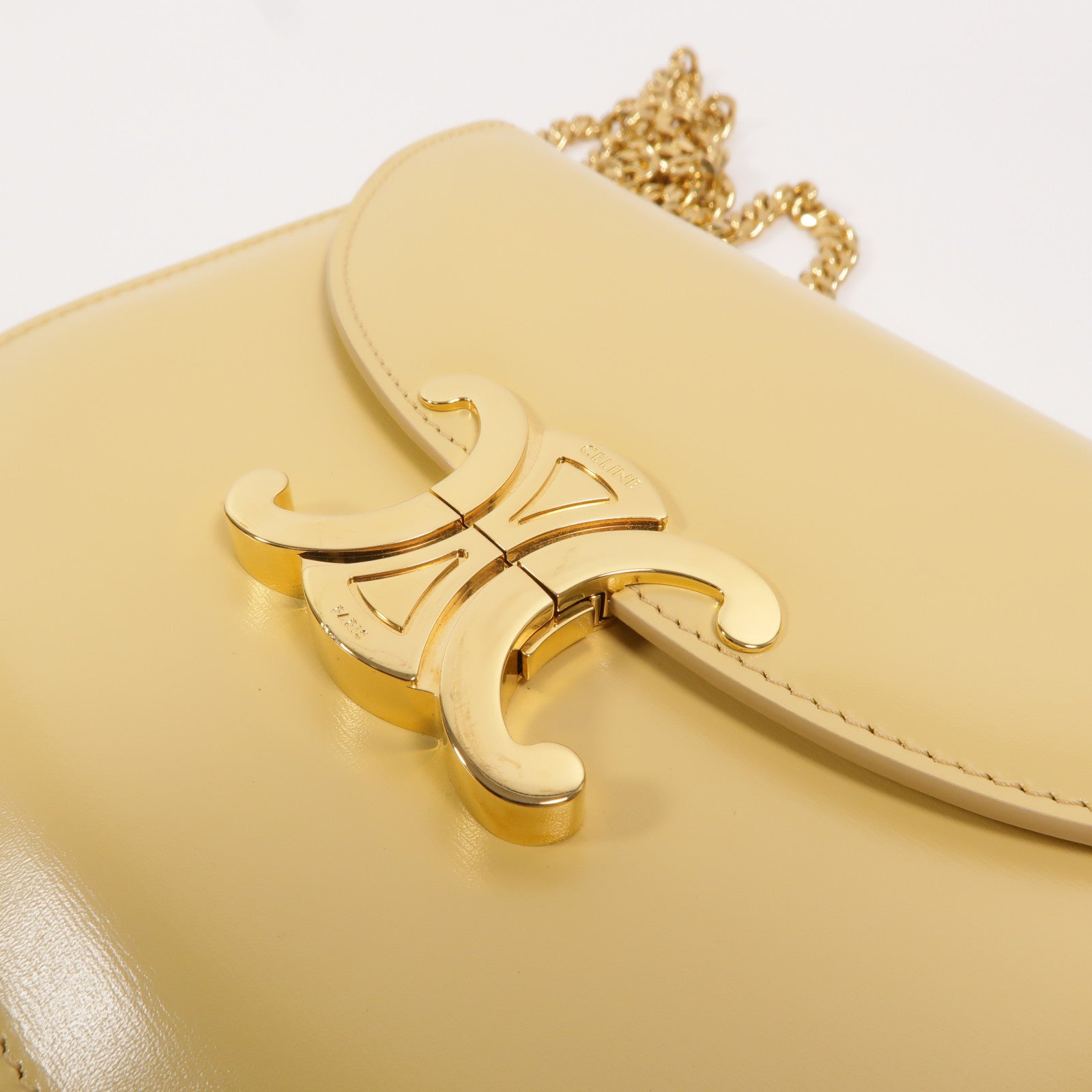 CELINE 牛皮皮革Besace Clea鏈帶肩背袋