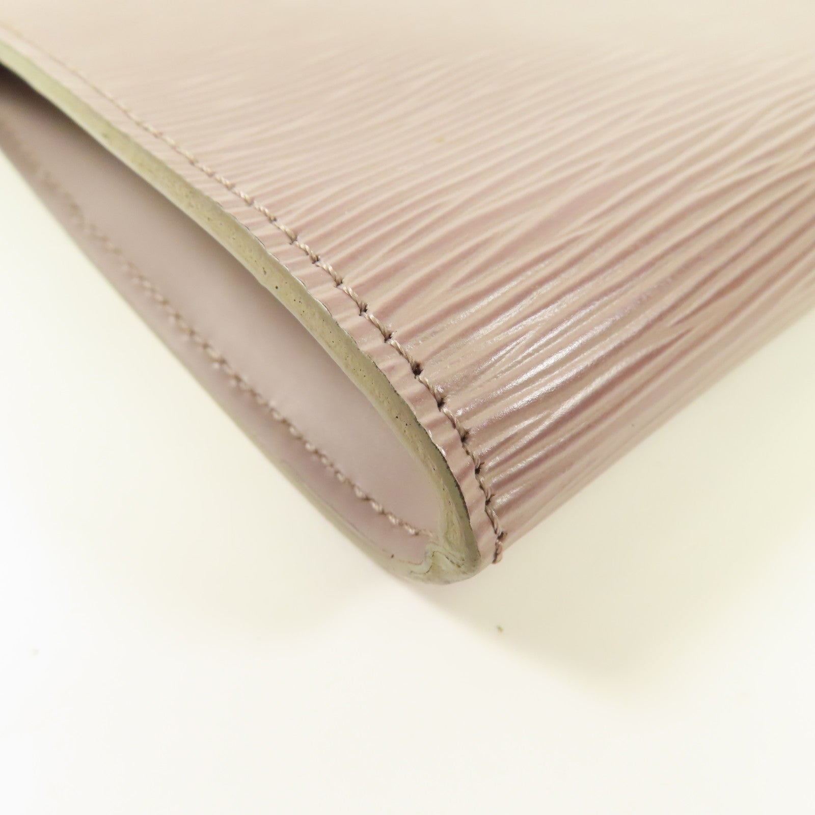 LOUIS VUITTON Epi Pochette銀扣手挽袋