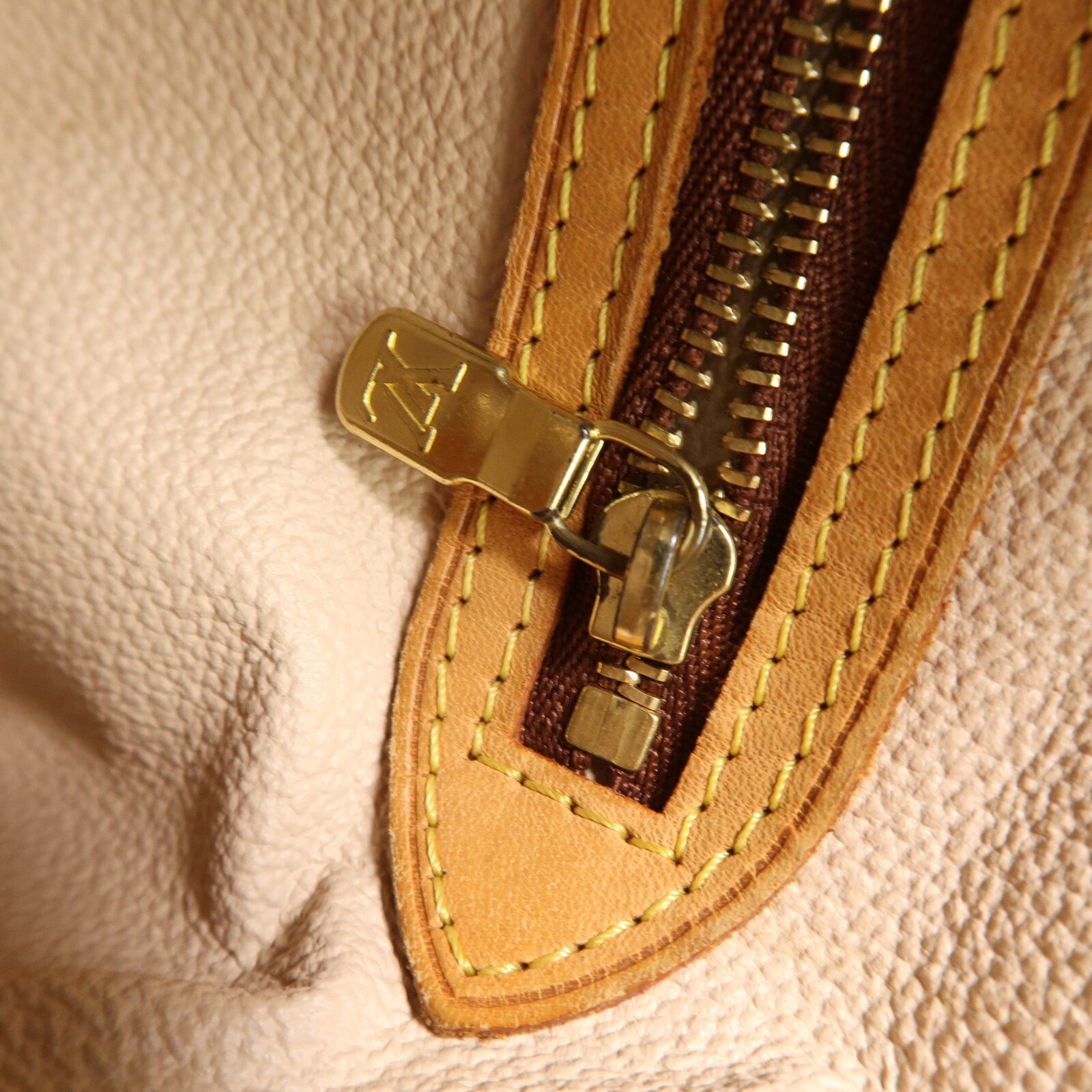 LOUIS VUITTON Monogram Bucket GM手挽袋