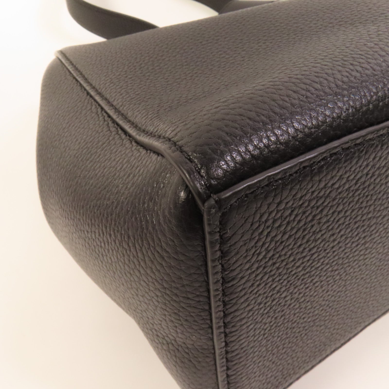 Tory Burch 牛皮皮革Bucket Bag金扣肩背袋
