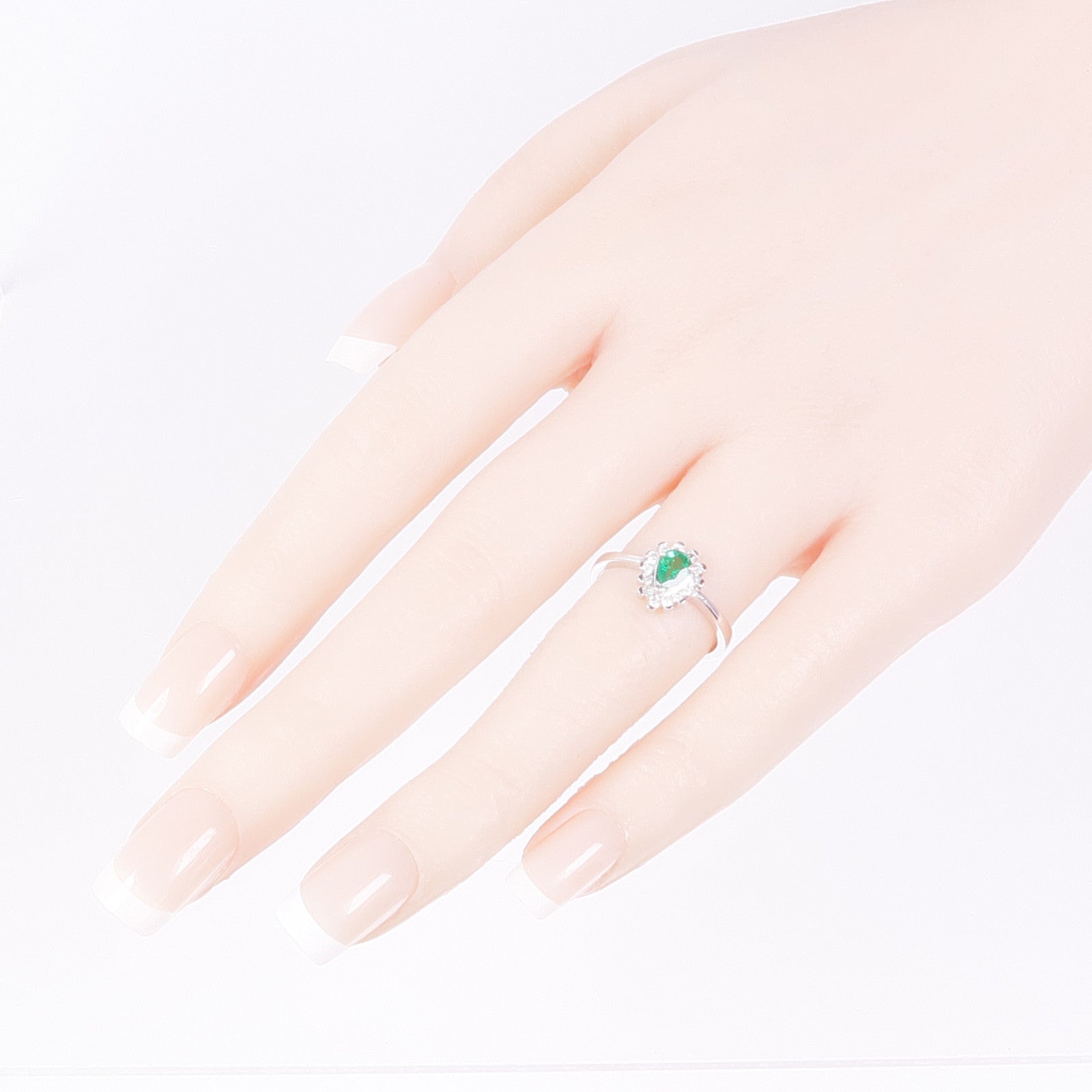 JEWELRY 【激減優惠】18K白金Emerald/Diamond Ring綠寶石/鑽石戒指US#7.25