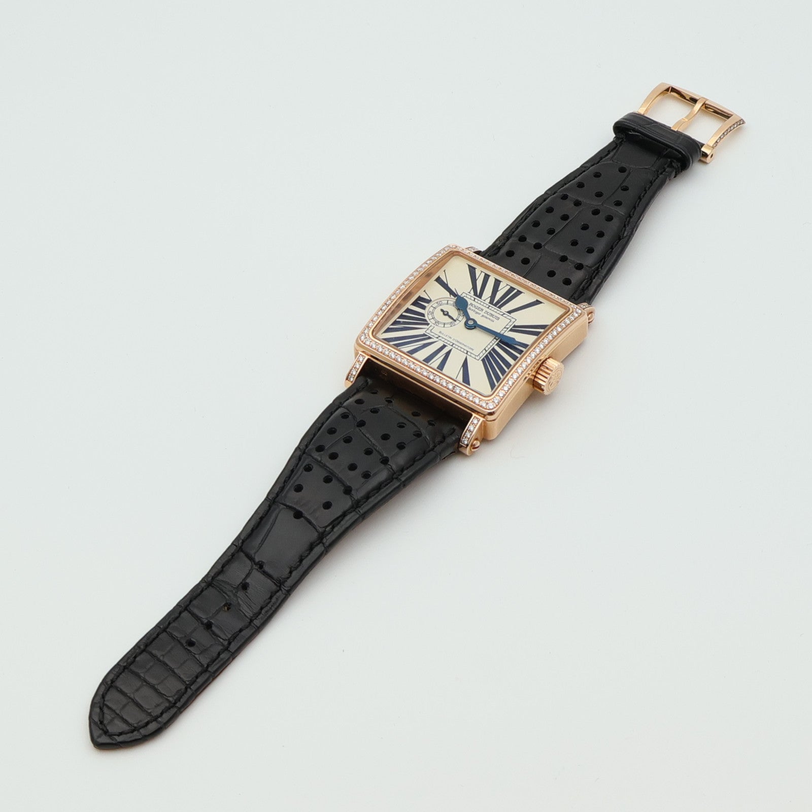 ROGER DUBUIS Golden Square