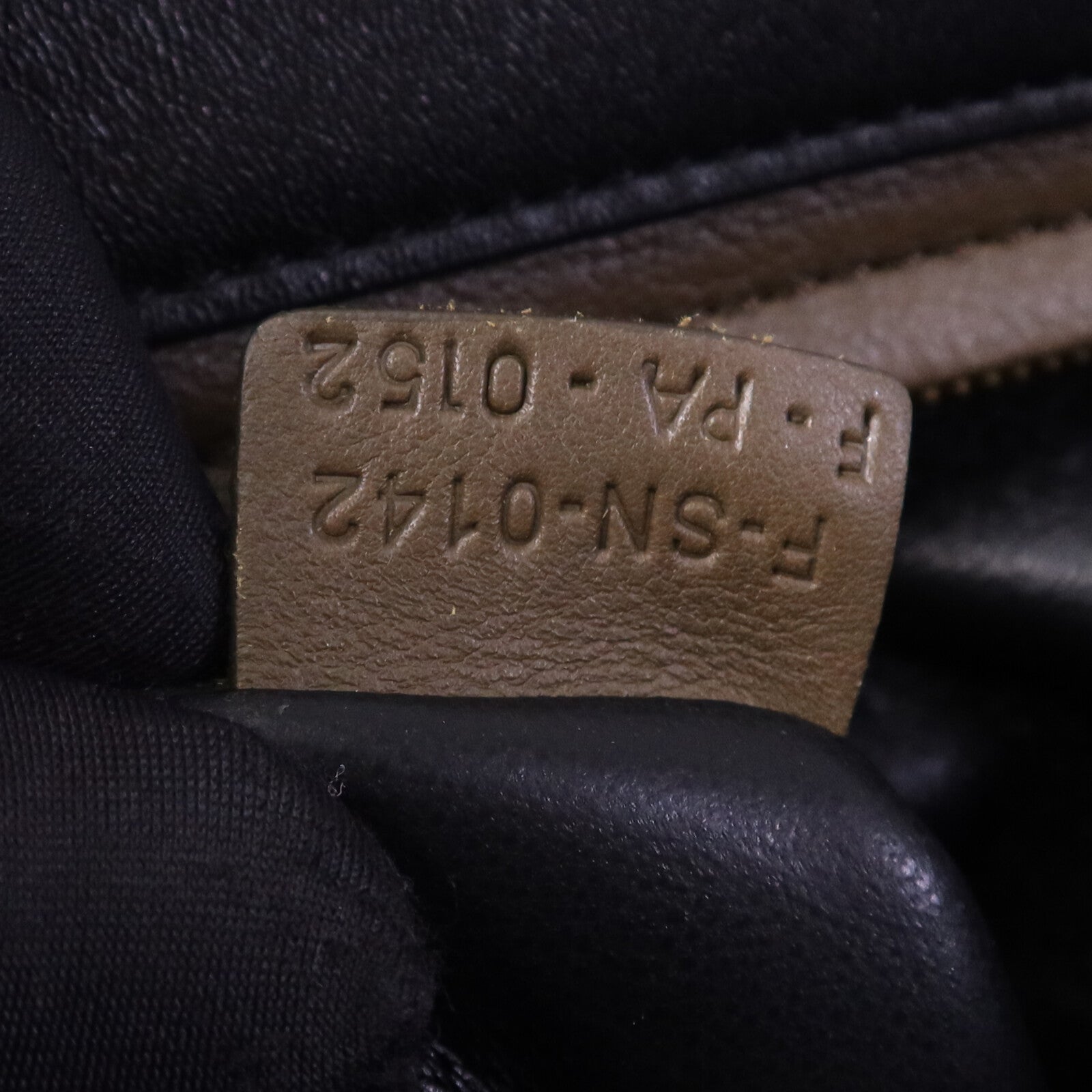 CELINE 【激減優惠】牛皮/麂皮皮革Trapeze金扣手挽肩背兩用袋