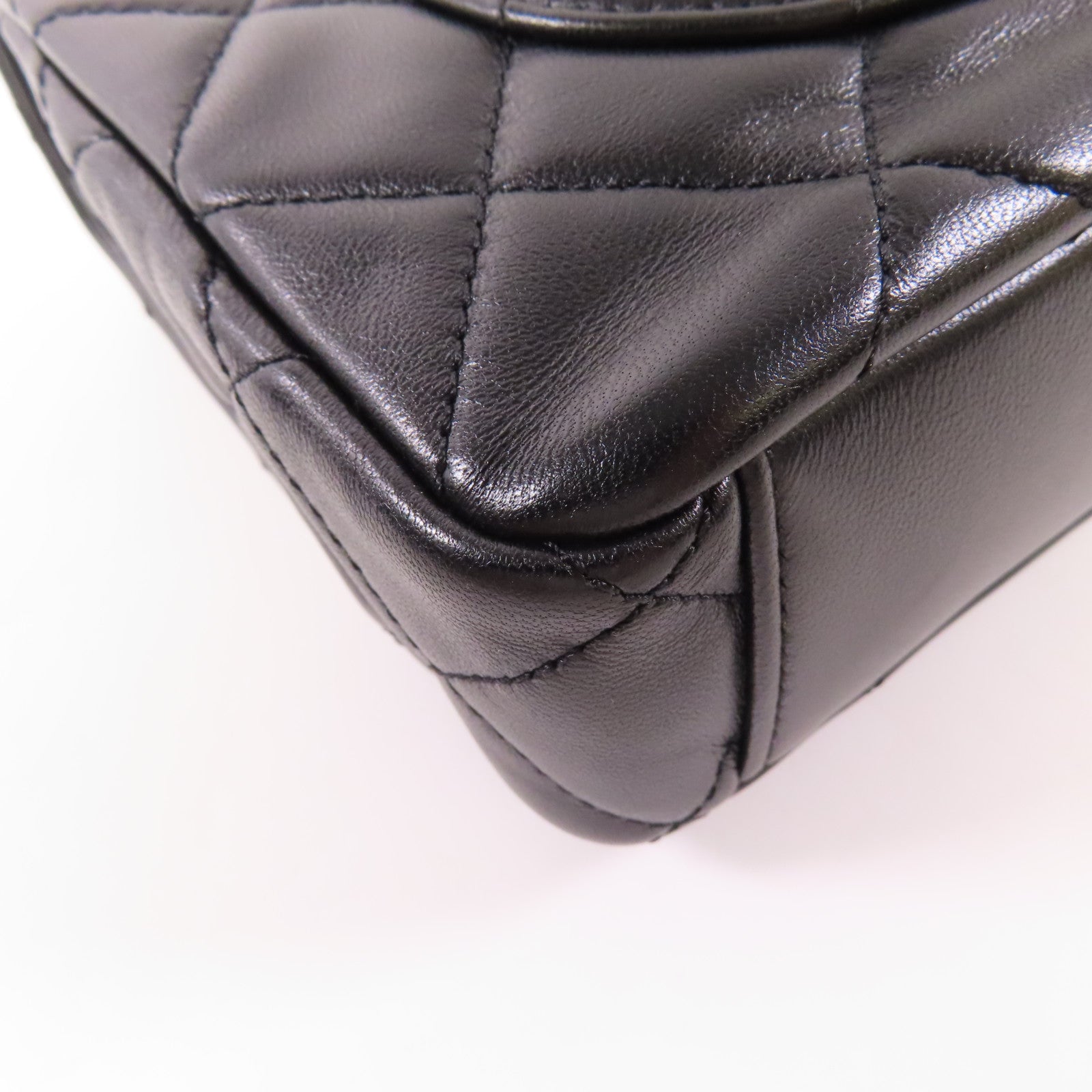 CHANEL 羊皮皮革Chain Shoulder金扣鏈帶肩背袋