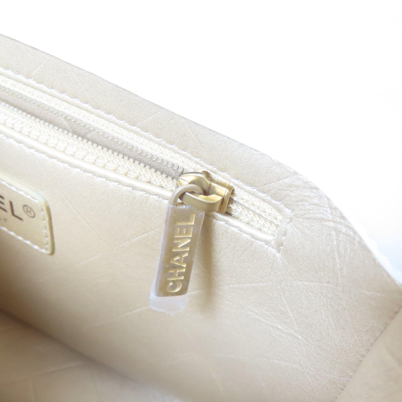 CHANEL 【激減優惠】菱格牛皮皮革Shoulder Bag金扣鏈帶肩背袋白色
