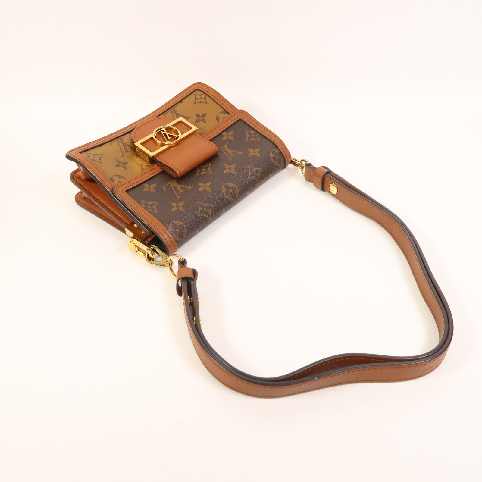 LOUIS VUITTON Monogram Reverse Mini Dauphine金扣肩背袋