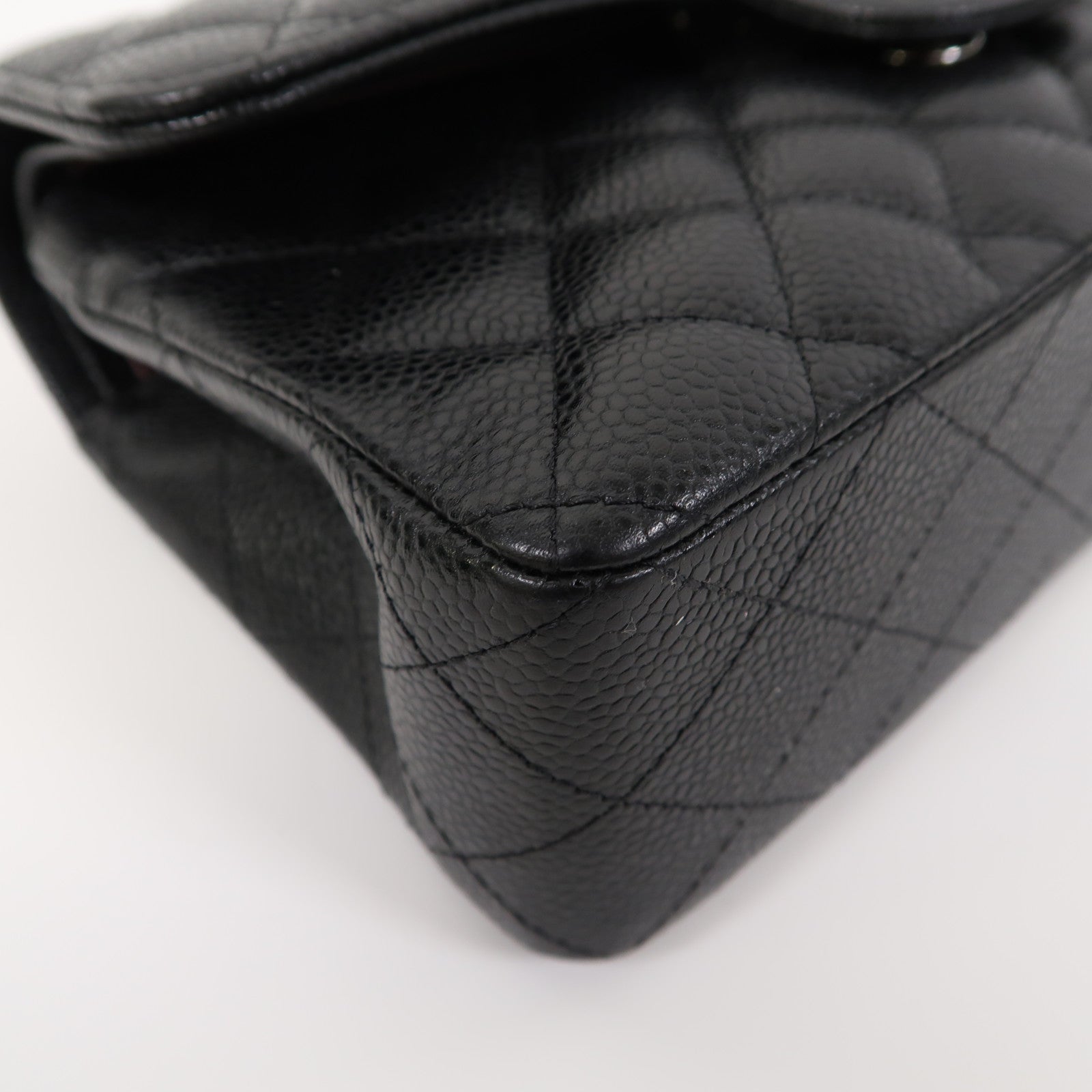 CHANEL Caviar皮革Classic 23銀扣鏈帶肩背袋黑色
