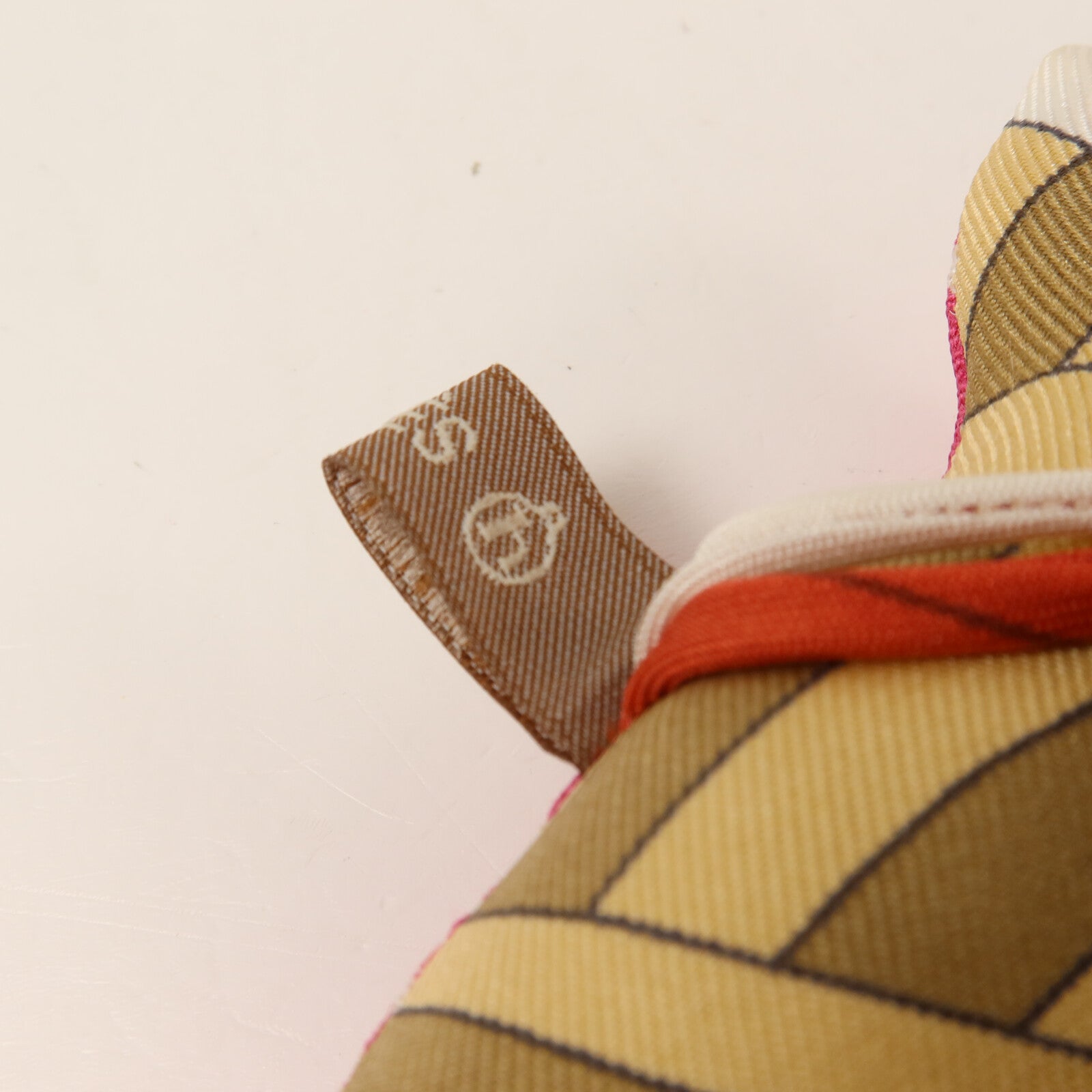 HERMES 絲質Dolphin Petit H Silk Bridle掛飾