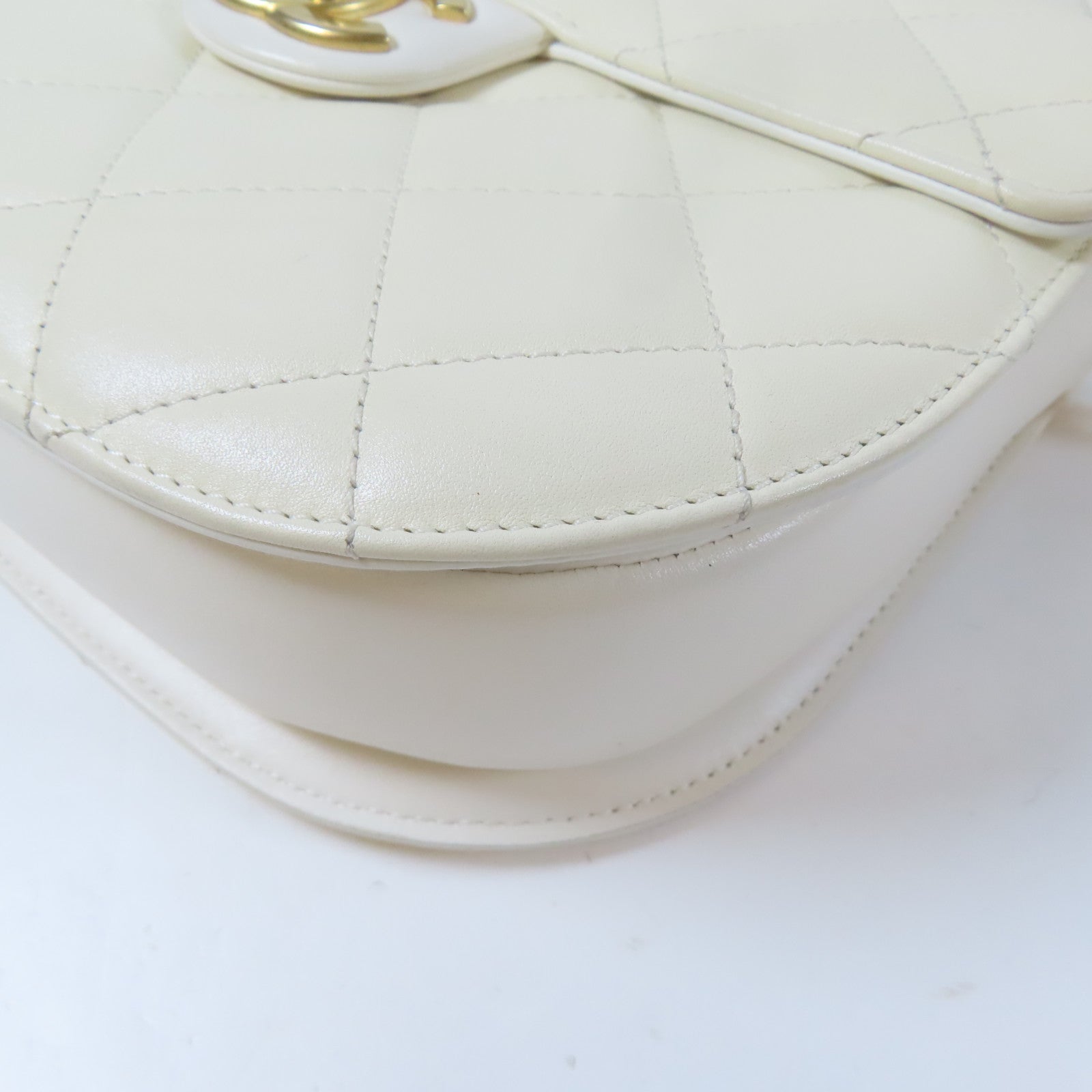 CHANEL 【激減優惠】菱格牛皮皮革Shoulder Bag金扣鏈帶肩背袋白色