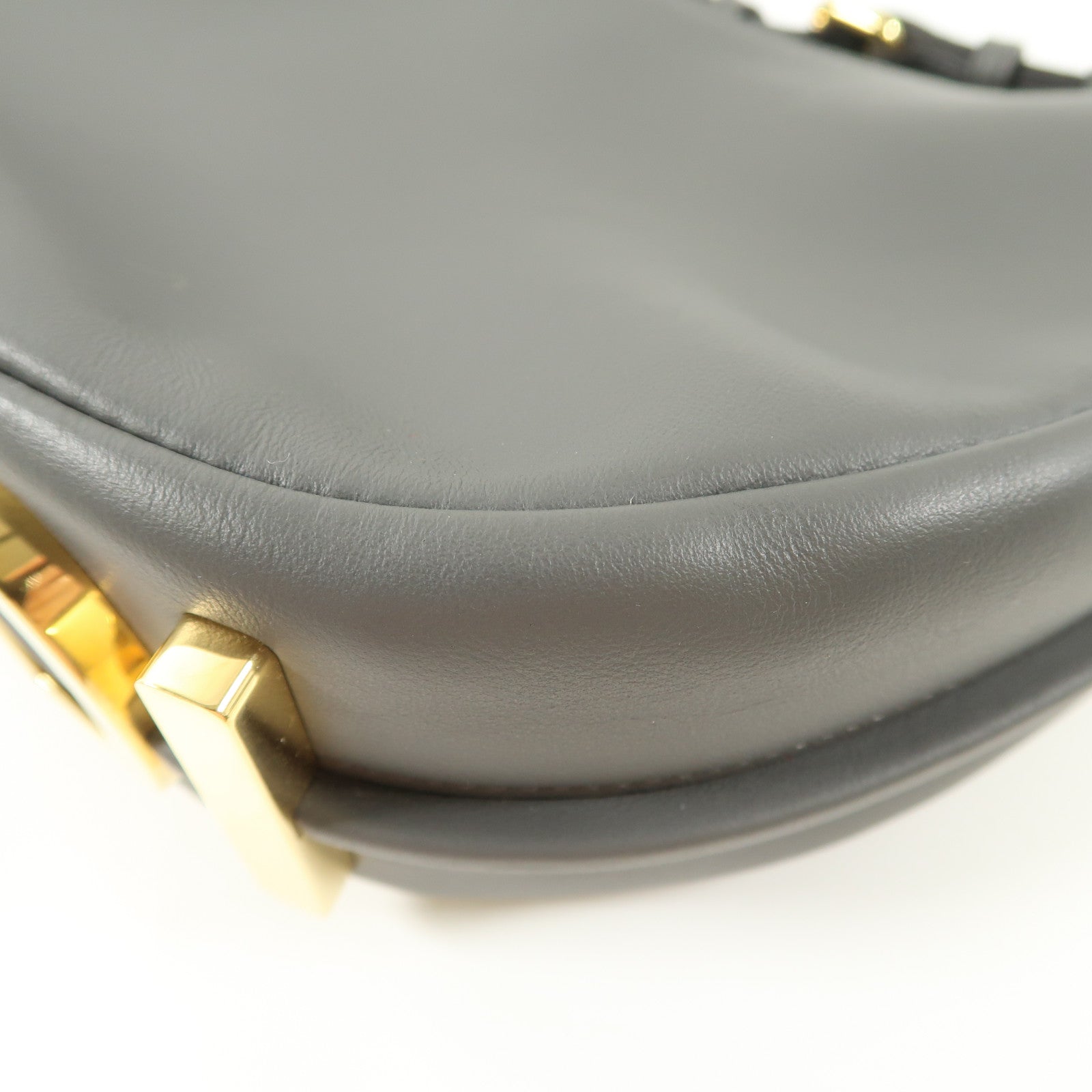 FENDI 牛皮皮革Graphy金扣肩背袋灰色