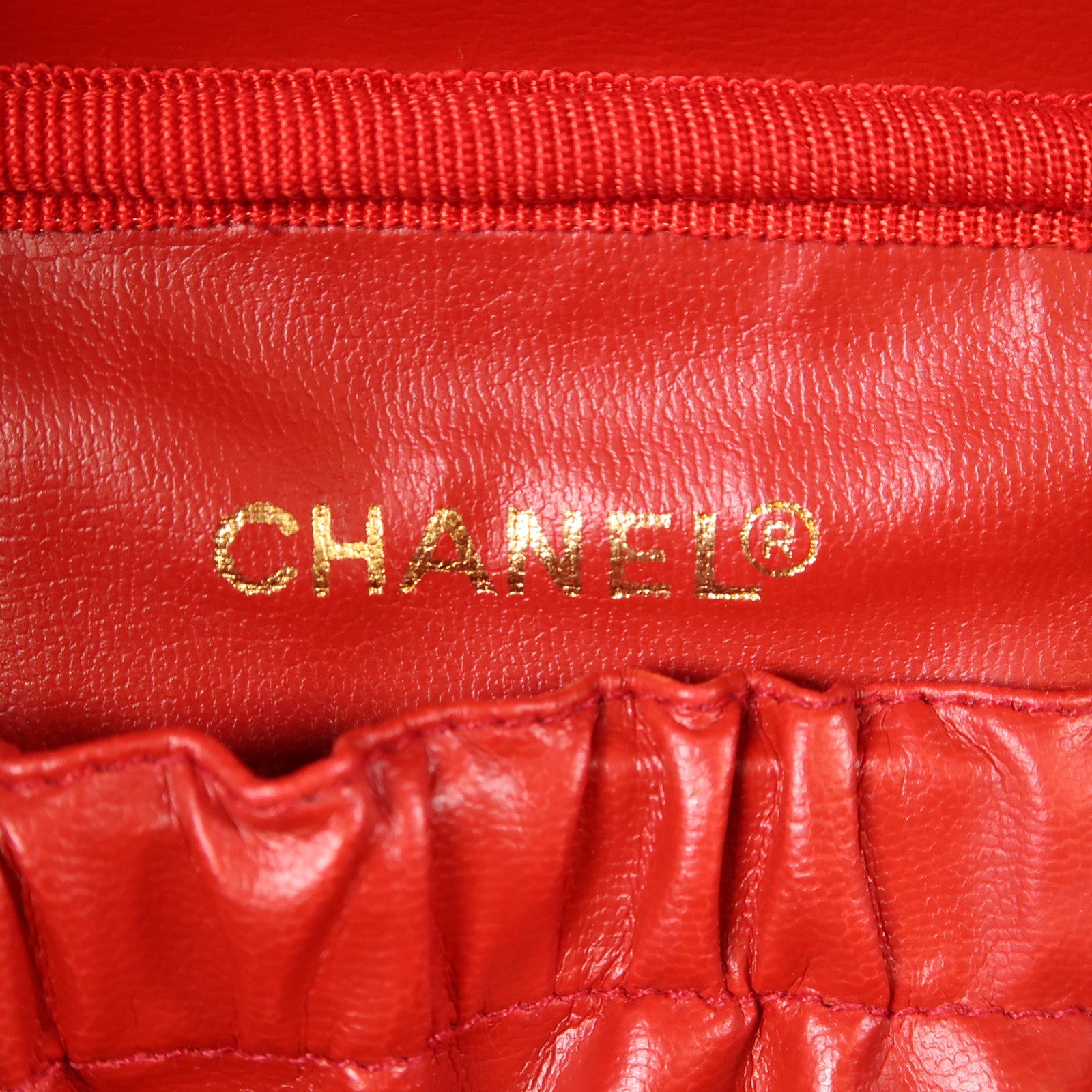 CHANEL 牛皮皮革Accessory Pouch金扣化妝袋