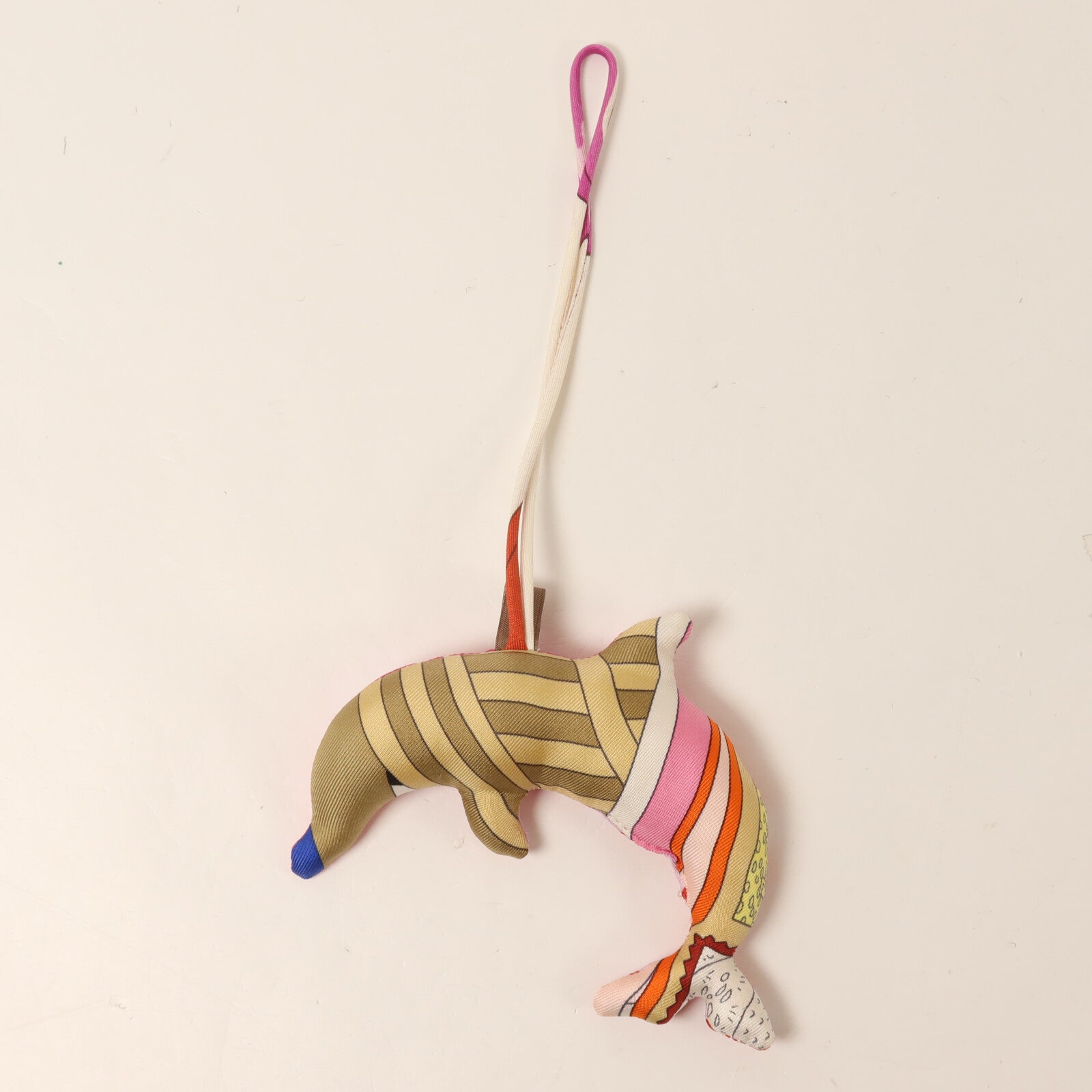 HERMES 絲質Dolphin Petit H Silk Bridle掛飾