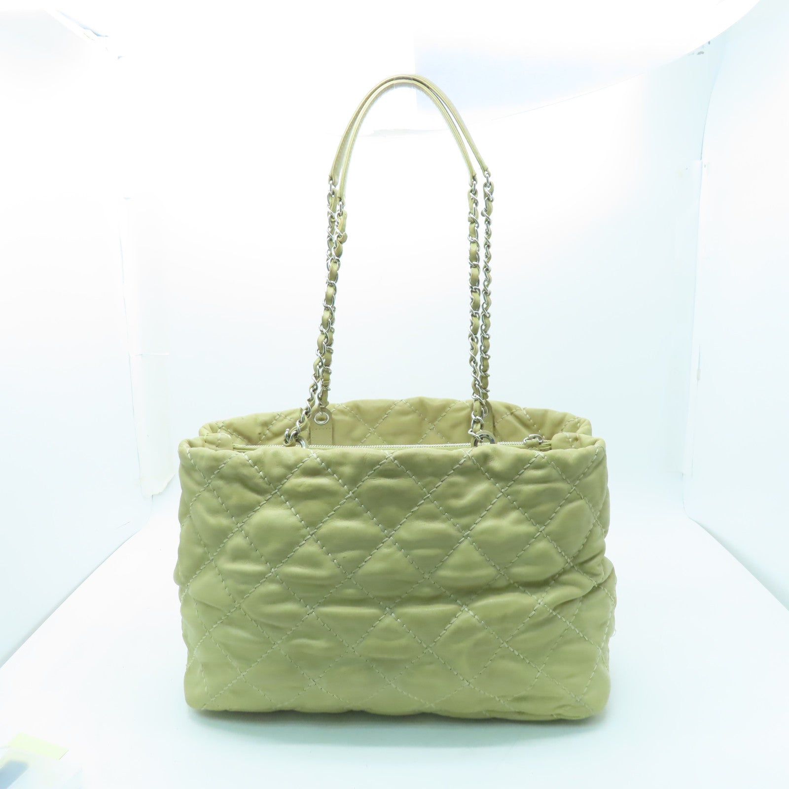 CHANEL 【清倉大減價】菱格牛皮皮革Shoulder Bag銀扣鏈帶肩背袋米色