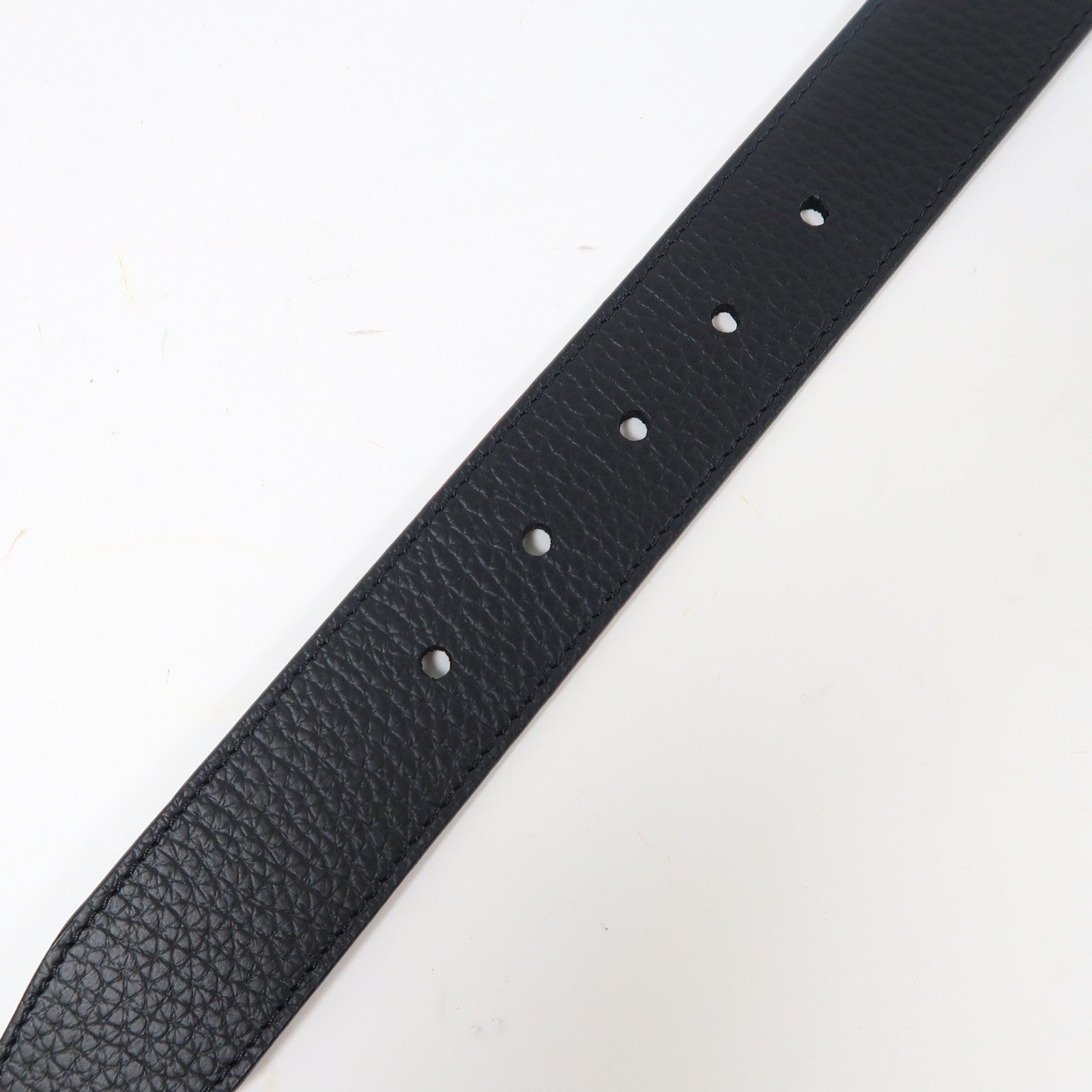 LOUIS VUITTON 皮革Saintour Pont Neuf Belt銀扣皮帶黑色